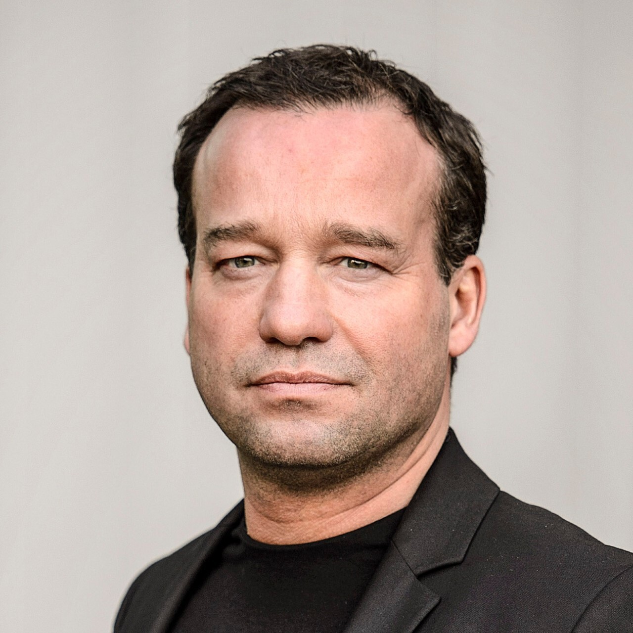 Misdaadjournalist 'in hart en nieren' Mick van Wely