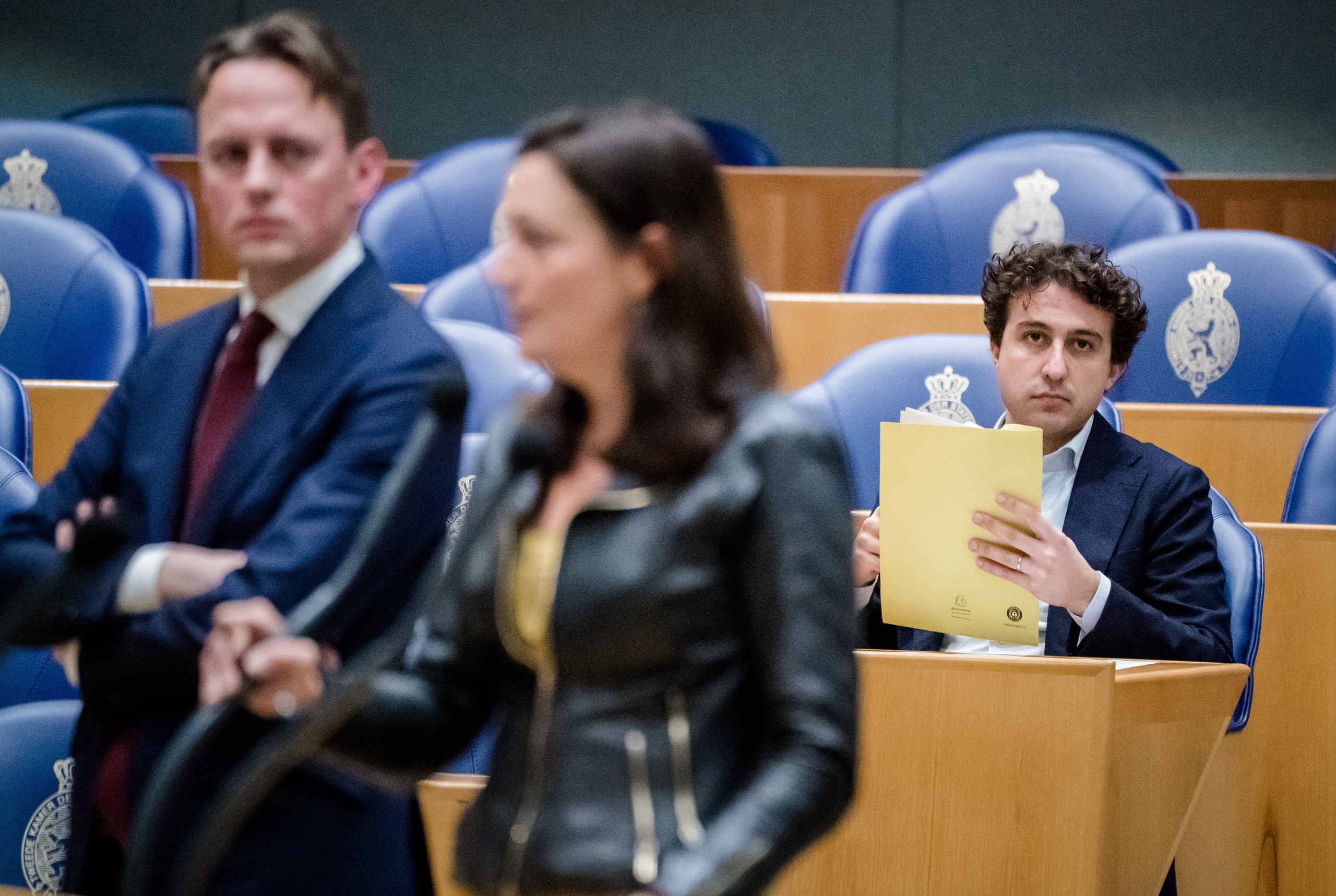 (VLNR) Henk Nijboer (Pvda), Sandra Beckerman (SP) and Jesse Klaver (Groenlinks).  The left-wing opposition is not yet satisfied with the cabinet's plans for the earthquake area in Groningen.