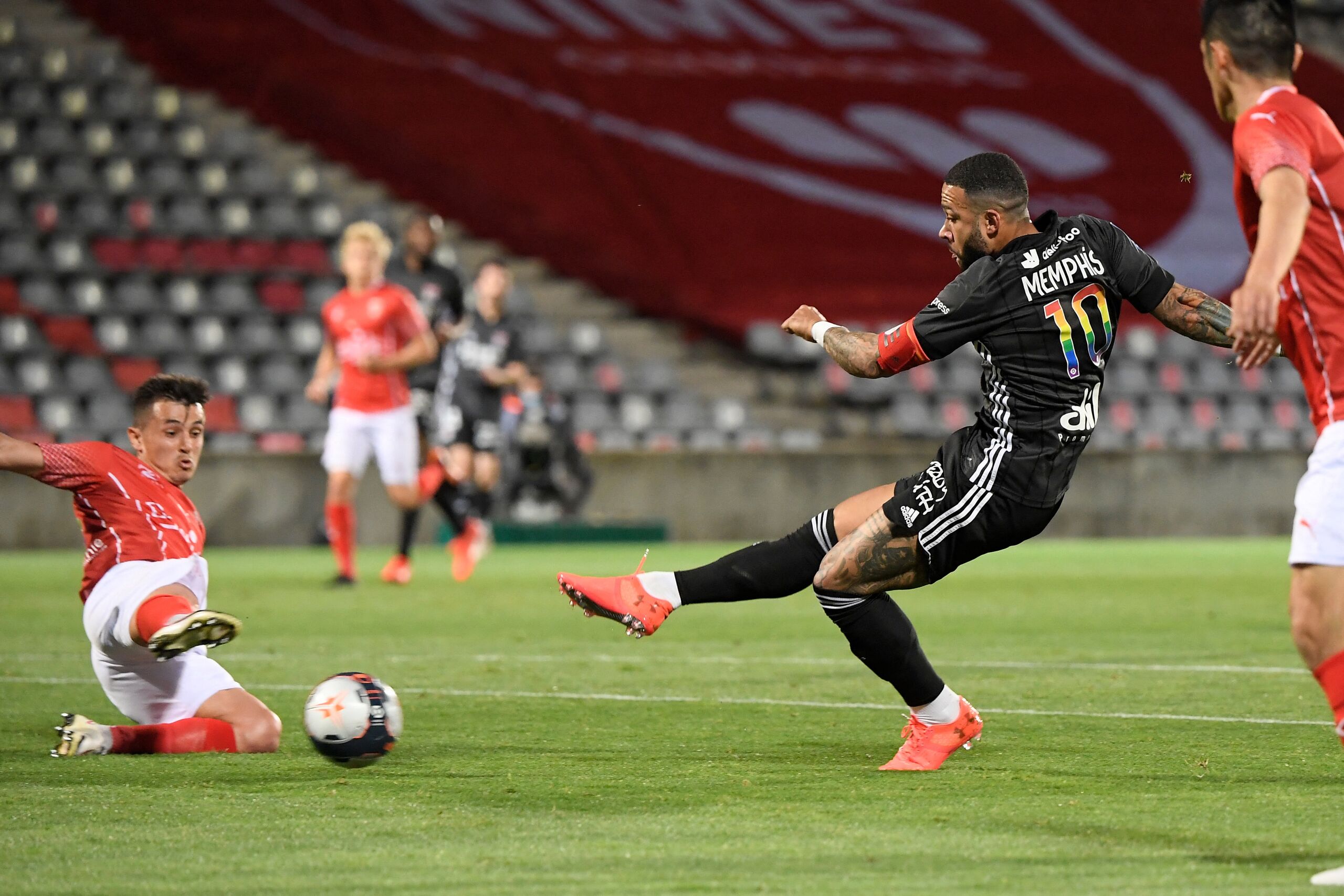 Na een mislukte transfer naar Manchester ging Memphis Depay met hulp van SciSports op zoek naar een club die beter bij hem paste.