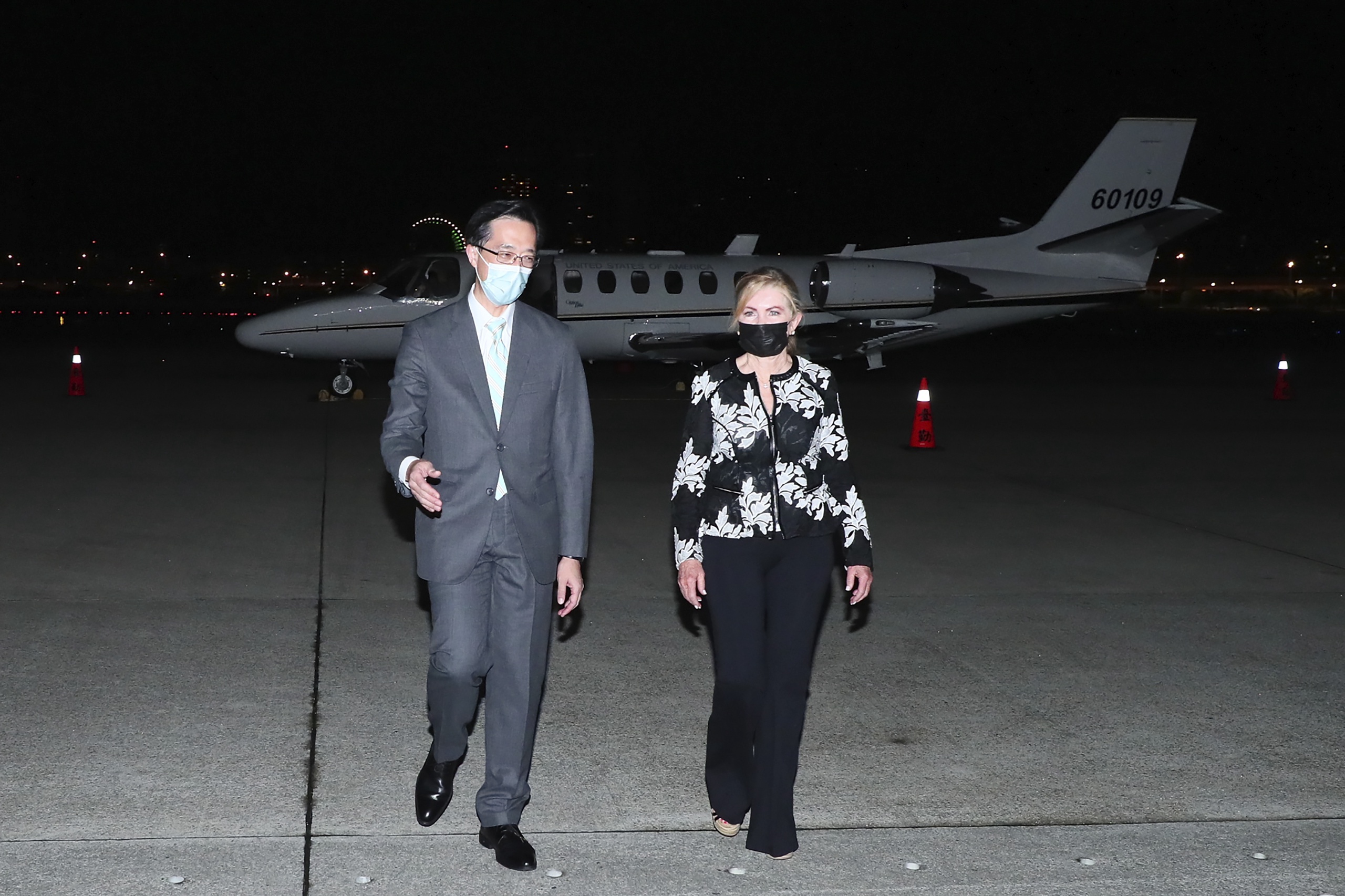 De Amerikaanse senator Marsha Blackburn is donderdag aangekomen in Taiwan. Het is het derde bezoek van een politicus uit de Verenigde Staten deze maand.