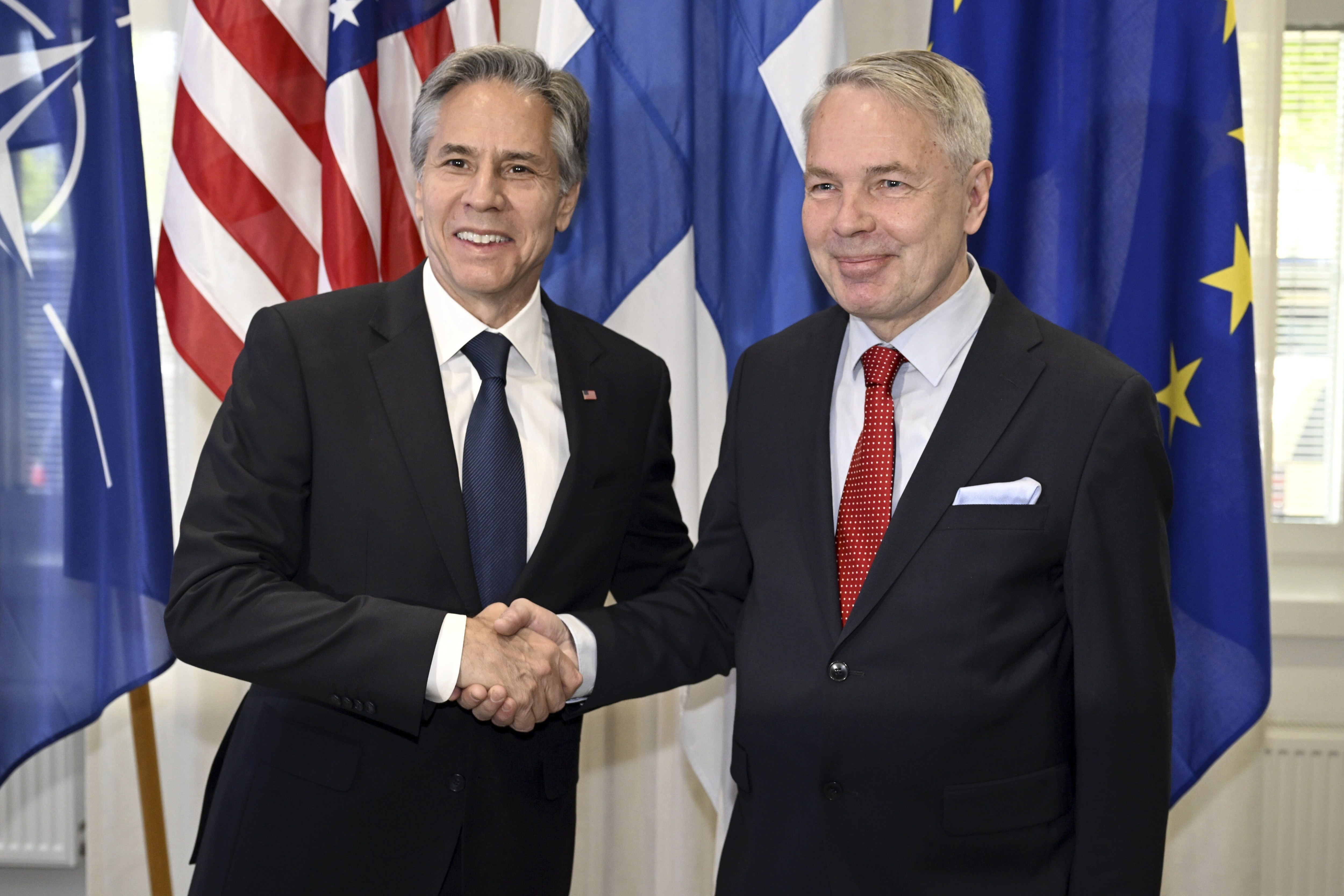 US Secretary of State Anthony Blinken, left, and Finnish Foreign Minister Bekka Havisto.  (Source: AP via Vesa Moilanen/Lehtikuva)