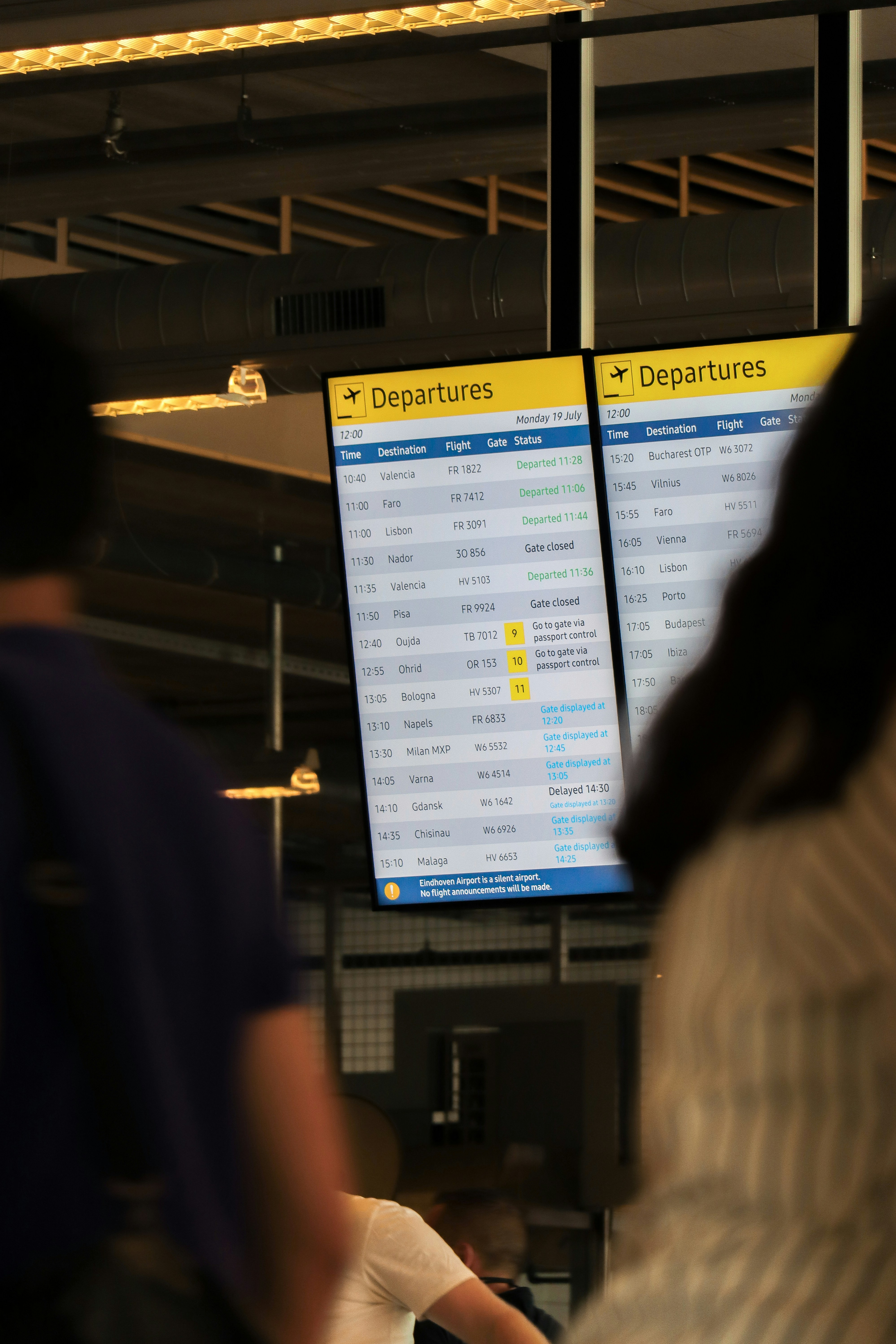 De Nederlandse overheid beschermt omwonenden al jaren niet voldoende tegen geluidsoverlast op Schiphol, oordeelt de Haagse rechtbank.  De belangen van de luchtvaart gaan steeds vóór de belangen van de bewoners.