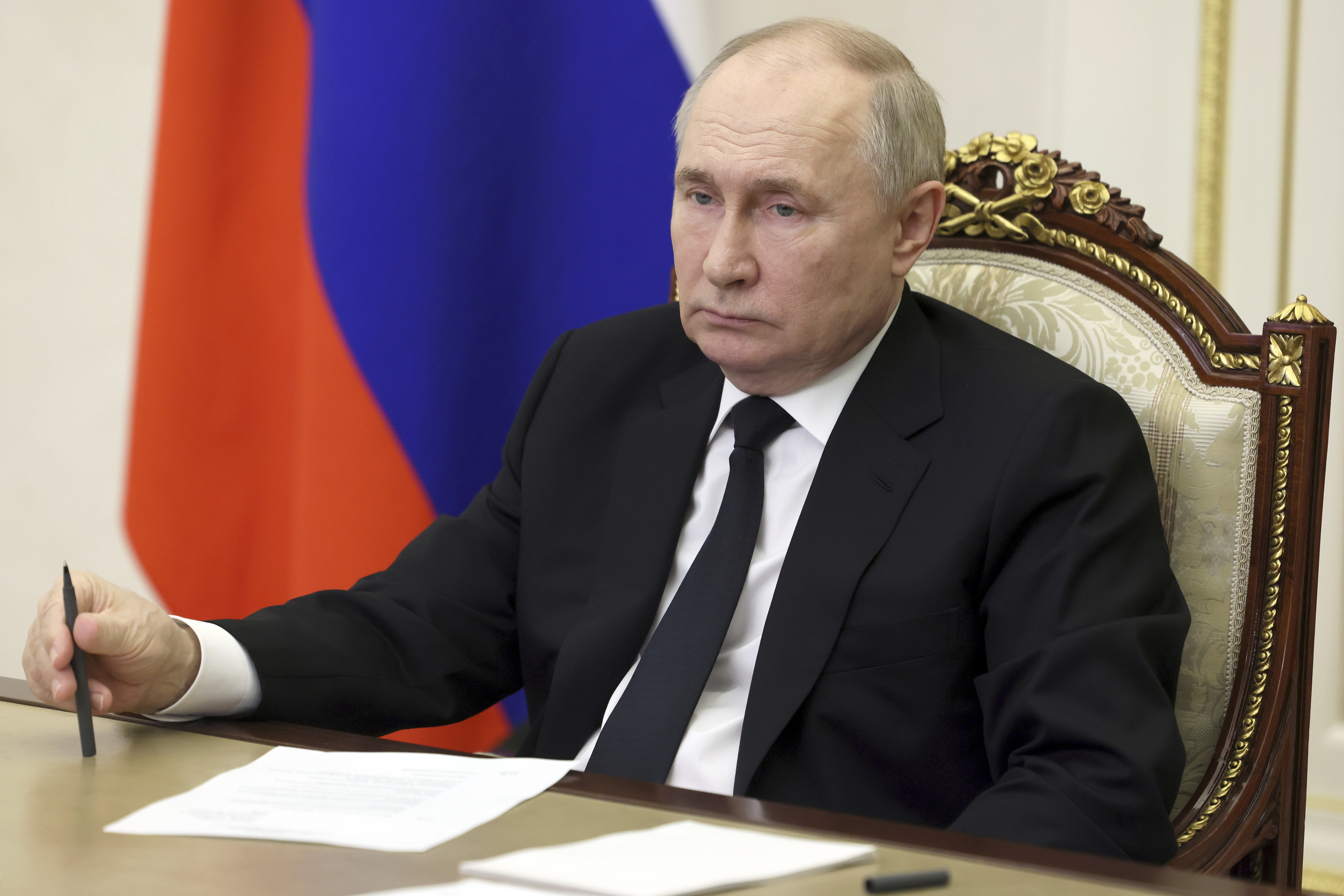 According to Bosman, meetings have been held in recent days with Putin's officials and subordinates, with participants indicating there is no connection to Ukraine.