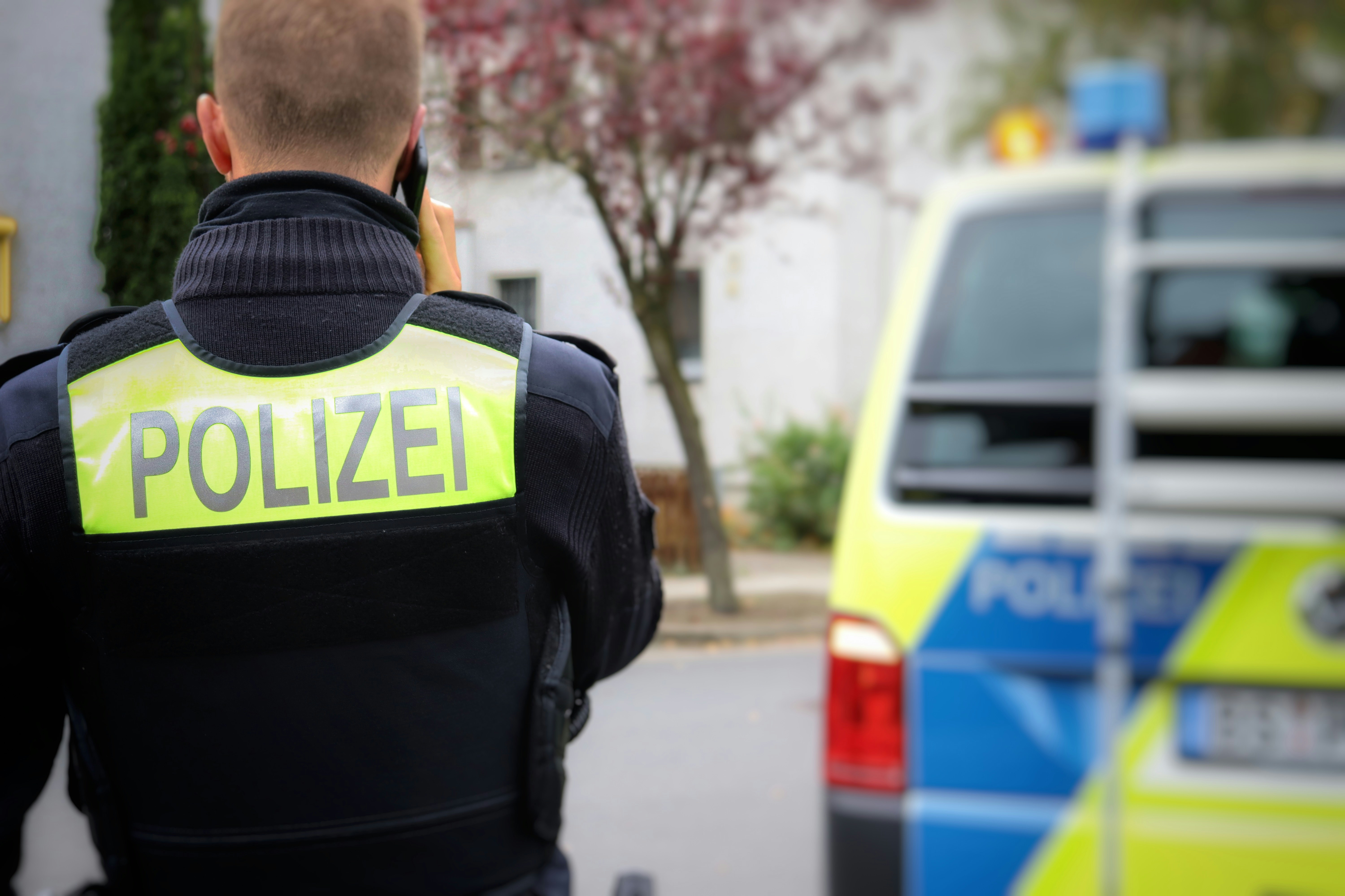 The German Interior Ministry is sounding the alarm about hundreds of officers who adhere to far-right beliefs and believe in conspiracy theories.  Photo: Jonas Augustin.