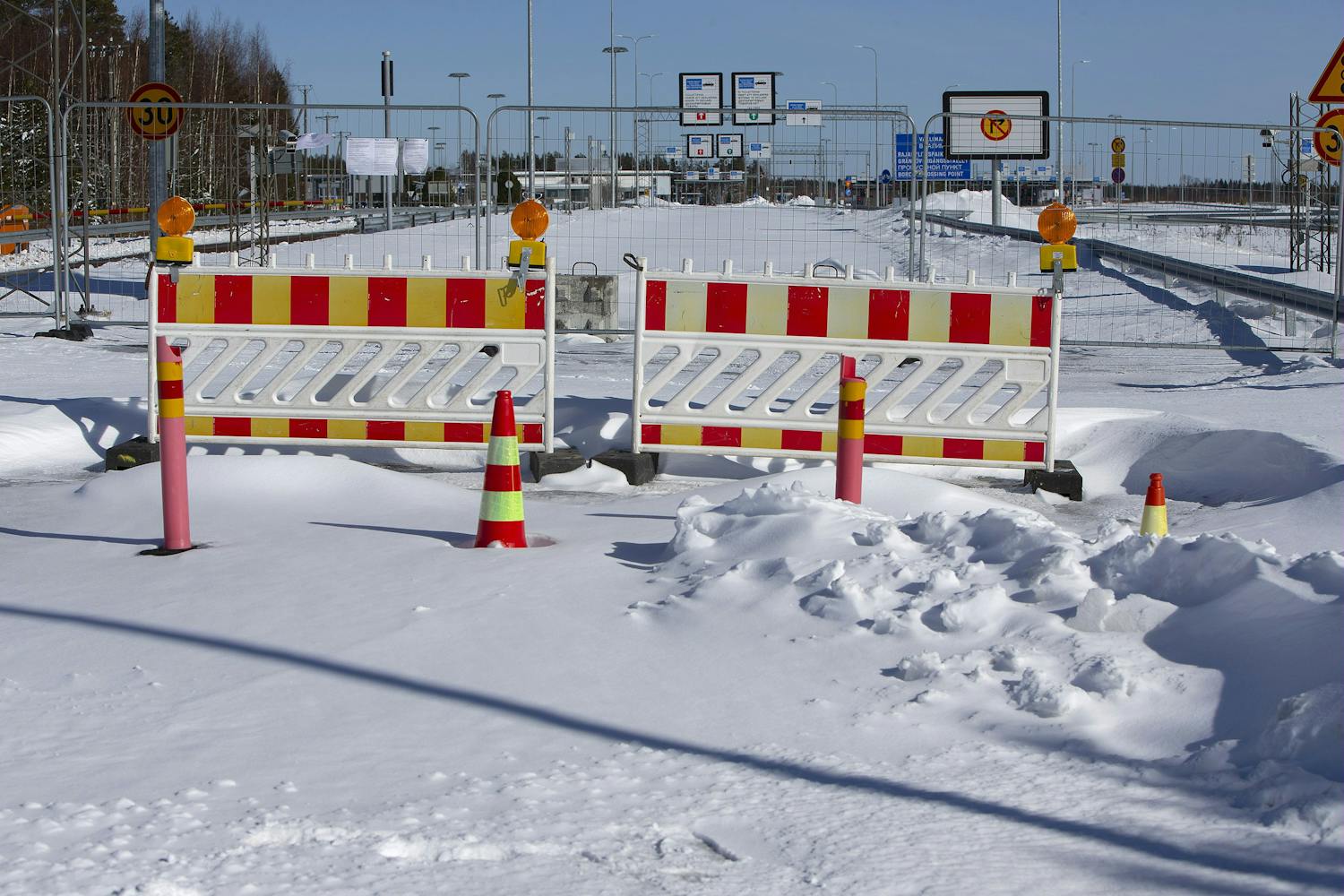 Финляндско-российская граница в настоящее время закрыта.