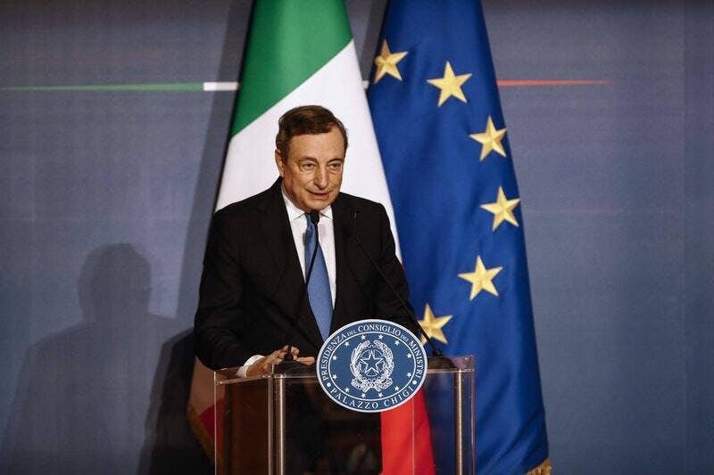 Economisti Bloomberg: Italia in grande pericolo se Troia diventa presidente Economisti Bloomberg: Italia in grande pericolo se Troia diventa presidente