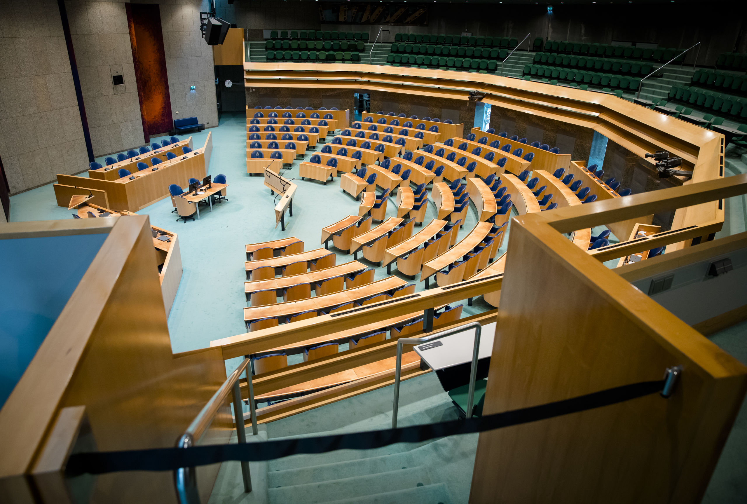 De plenaire zaal van de Tweede Kamer. 