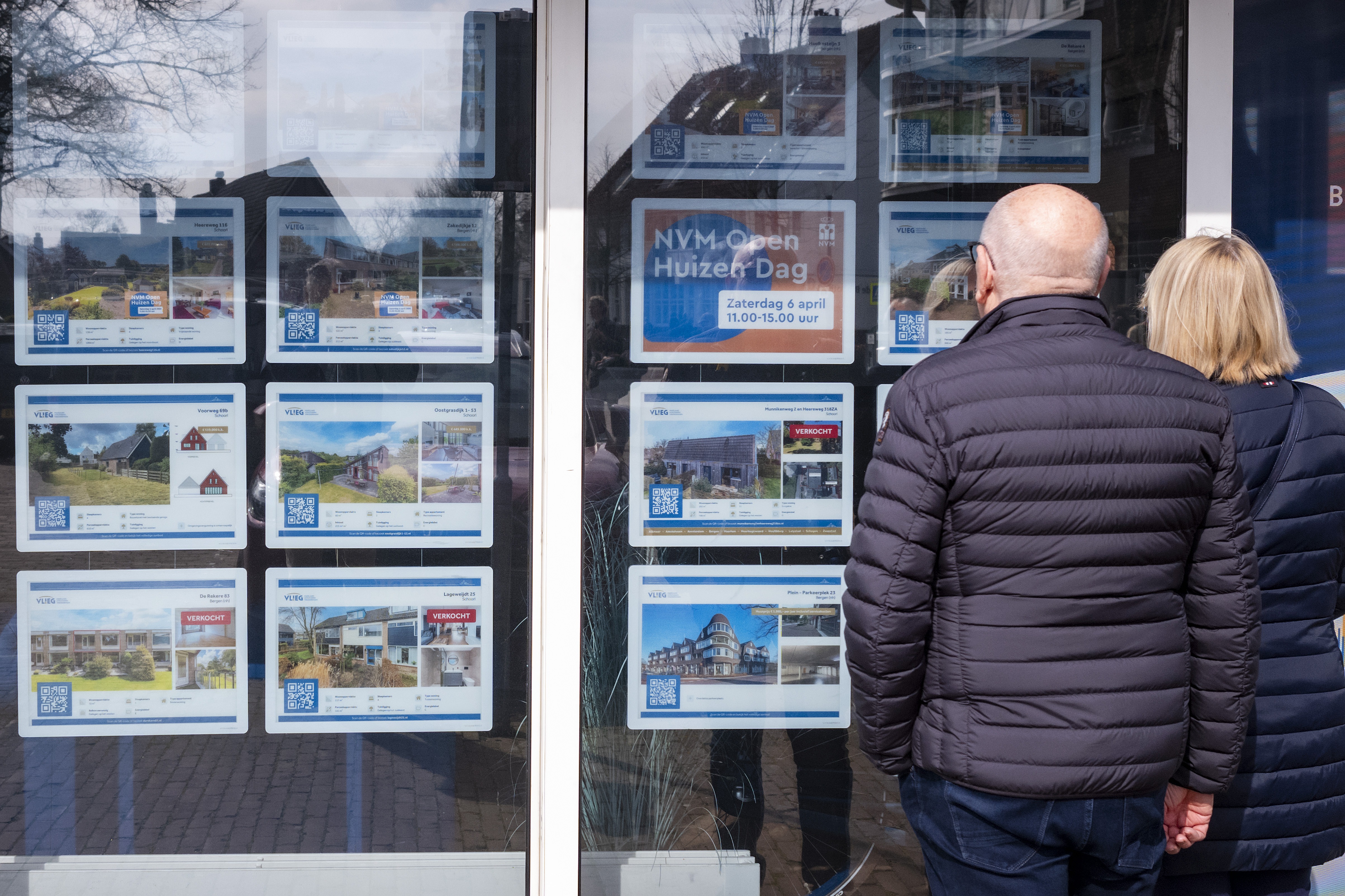 Huiseigenaren maken zich grote zorgen over hun financiële situatie vanwege de hoge hypotheken.