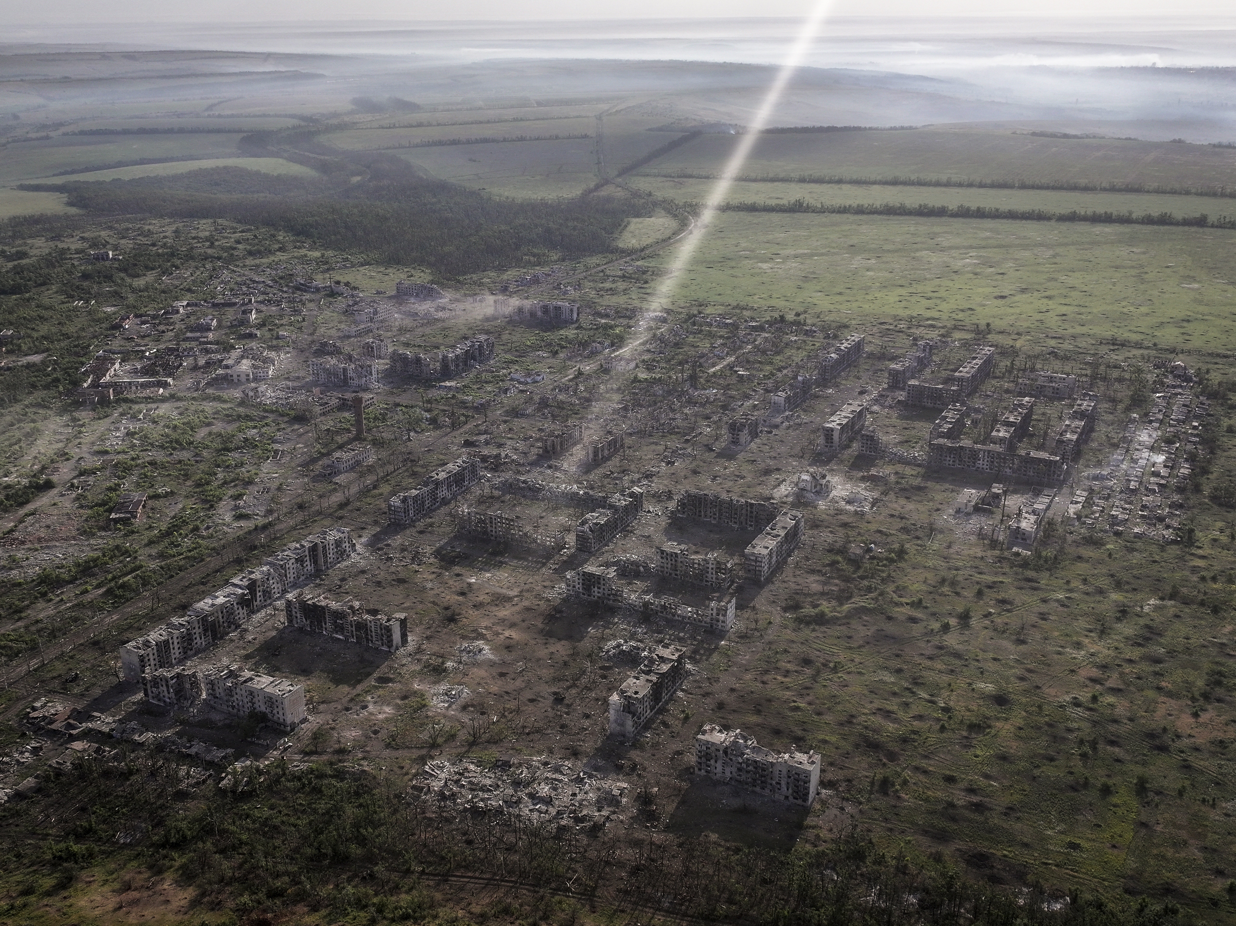 L'Ucraina ha ritirato le sue forze da un'area strategica intorno a Khasyv Yar a Donetsk.  Servizio stampa del bollettino della 24a brigata meccanizzata EPA /