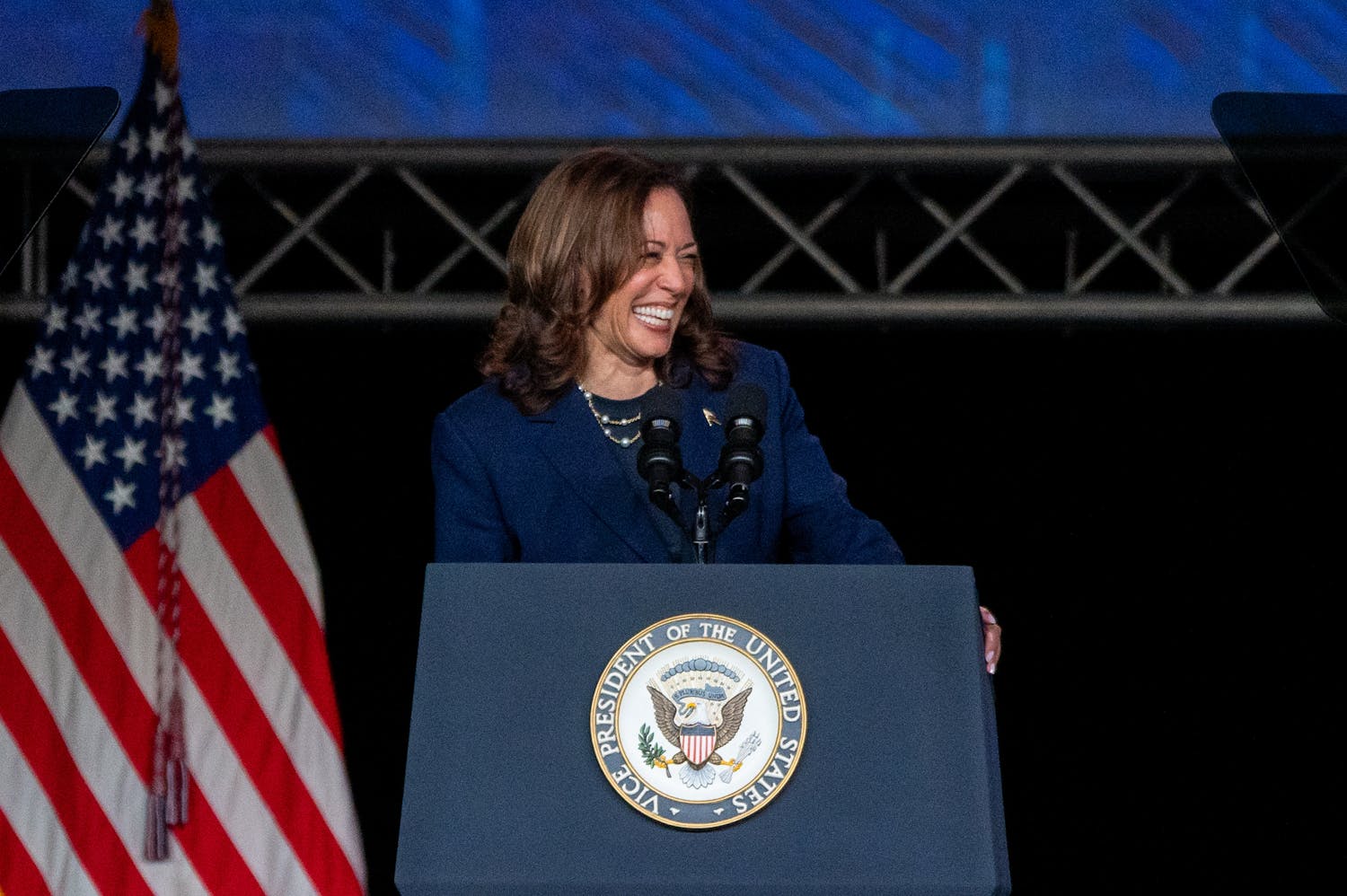 Harris creeps toward Trump in polls: ‘Confidence is back in Democratic gains’