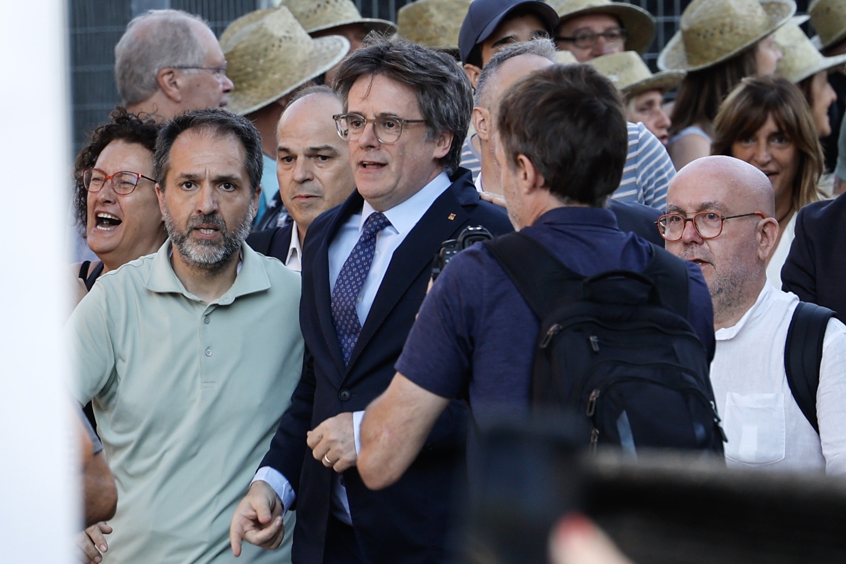 Former Catalan Prime Minister Carles Puigdemont remains without trial. Yesterday he returned to Spain for the first time in seven years to give a short speech in Barcelona. EPA/Alberto Estevez