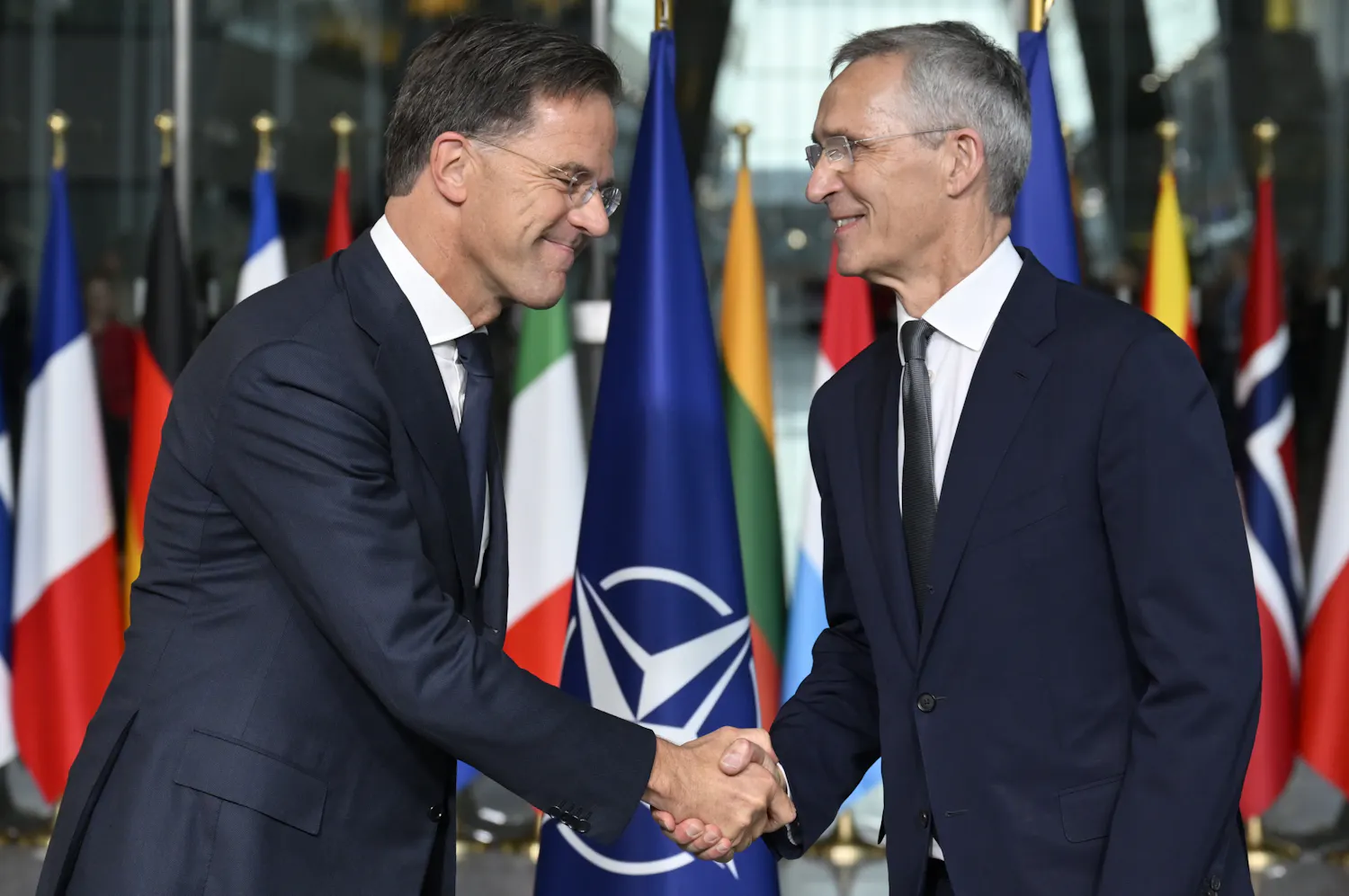 Rutte geïnstalleerd als secretaris-generaal van de NAVO | BNR Nieuwsradio
