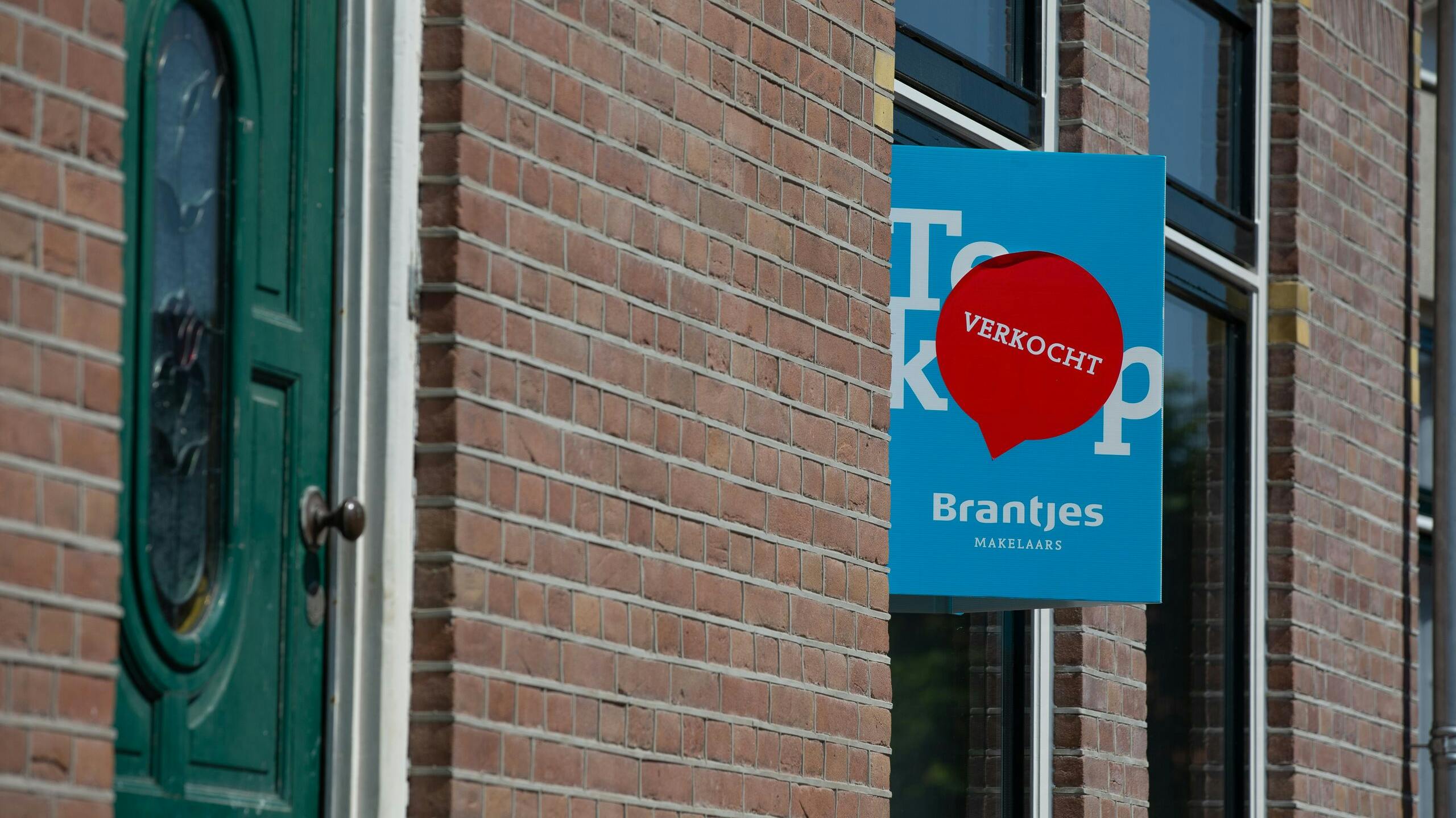 Huizenprijzen stijgen iets minder hard, maar nog weinig reden voor blijdschap