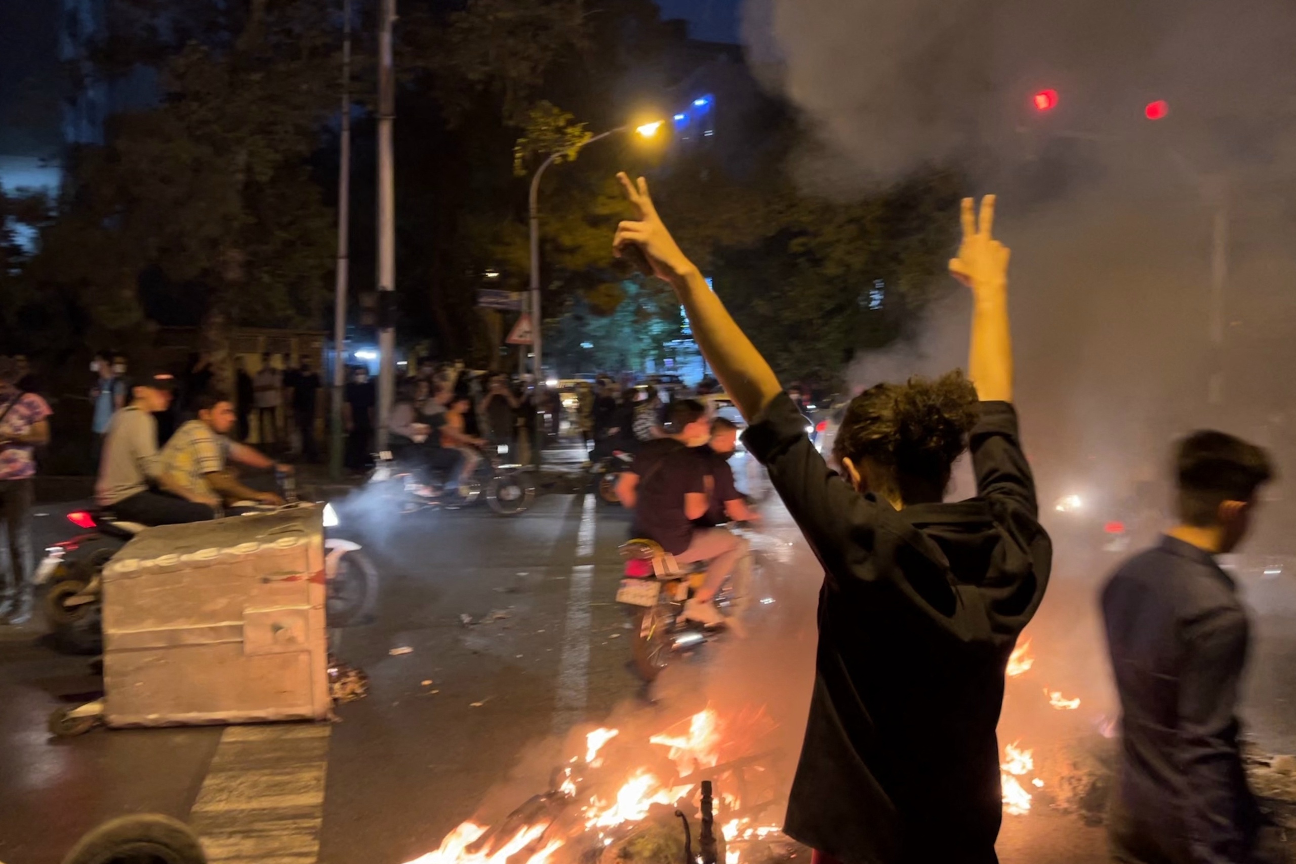 Ook in Teheran worden de protesten gewelddadiger 