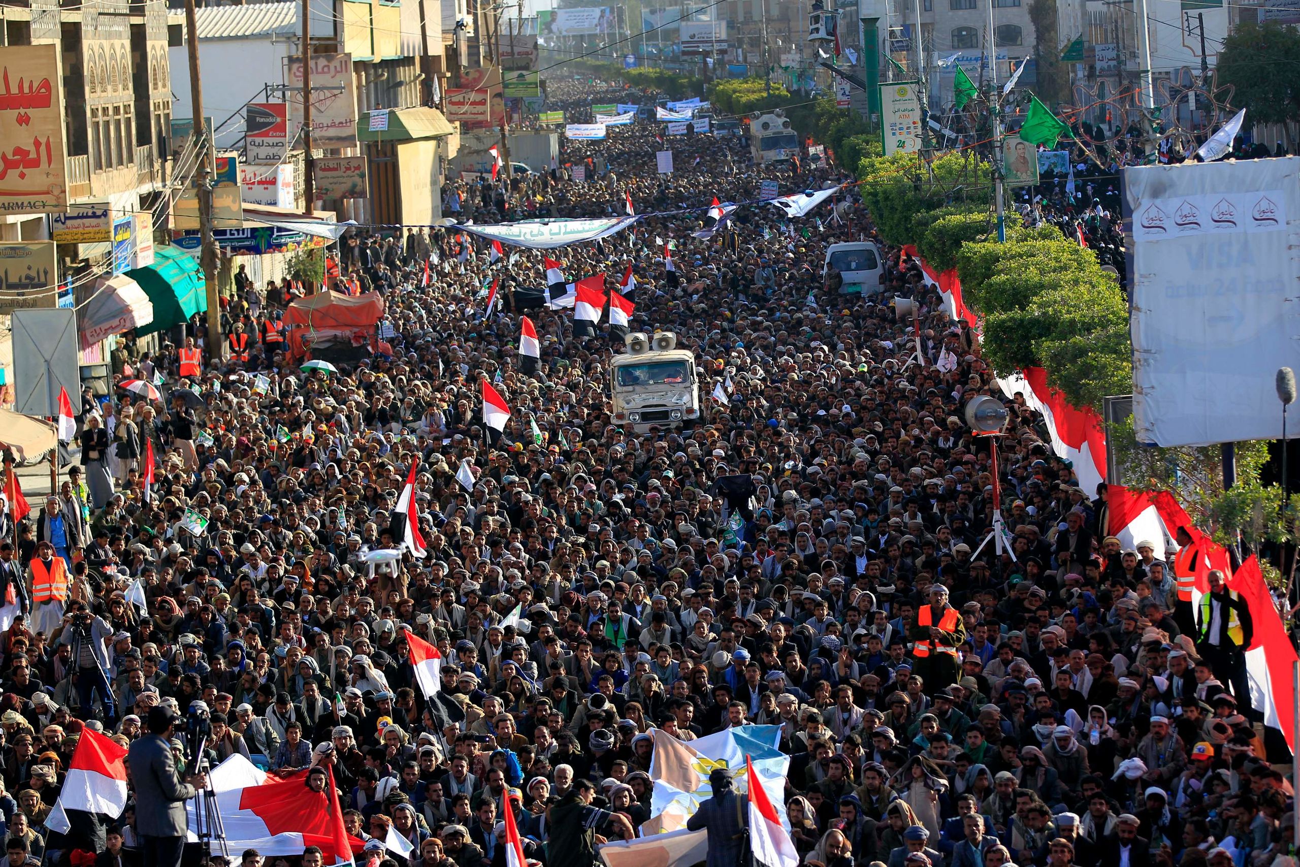 Aanhangers van de Huthi-rebellen in de hoofdstad Sanaa, gisteren.
