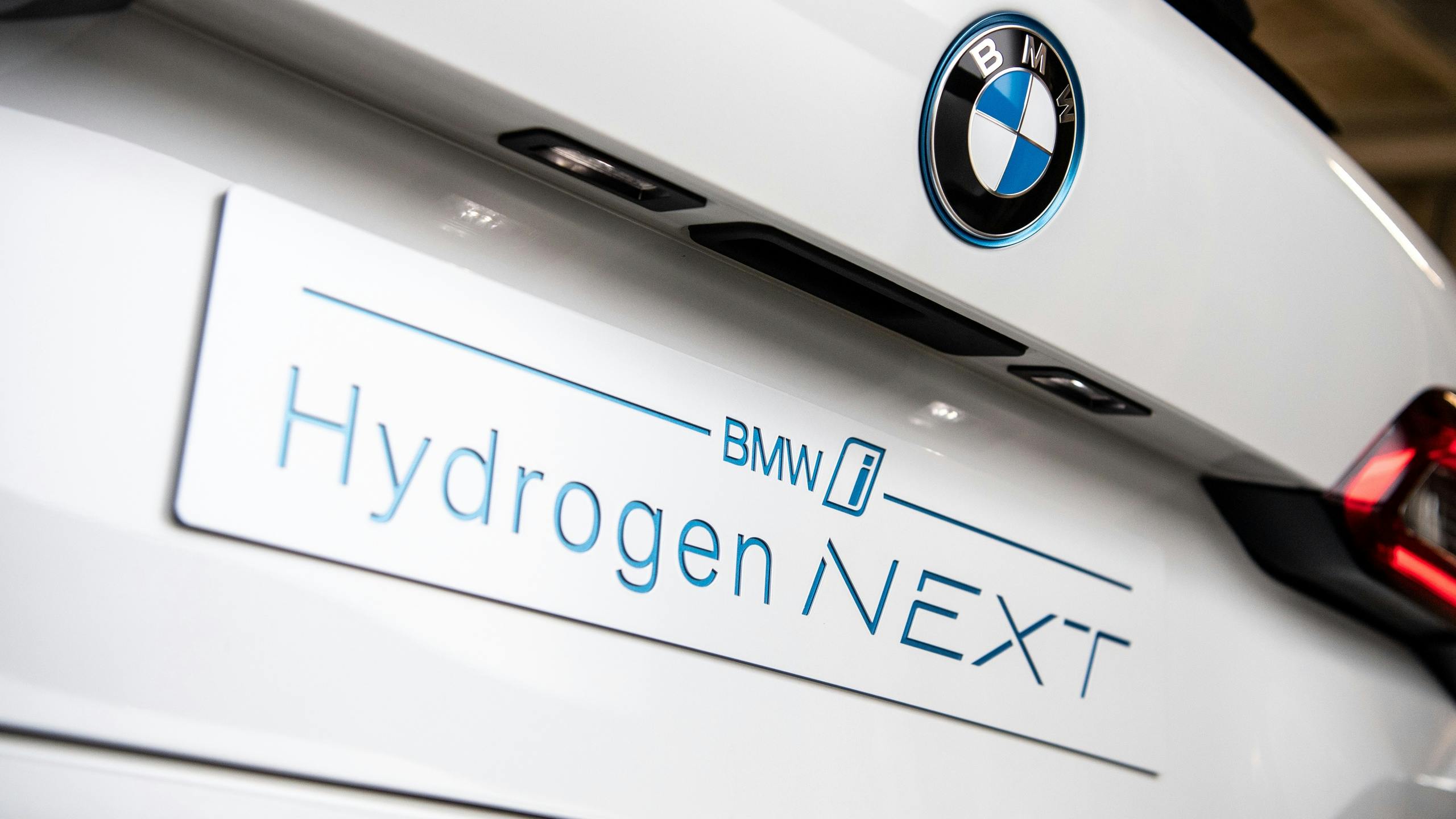 BMW wil meeliften op bestaande waterstofnetwerken