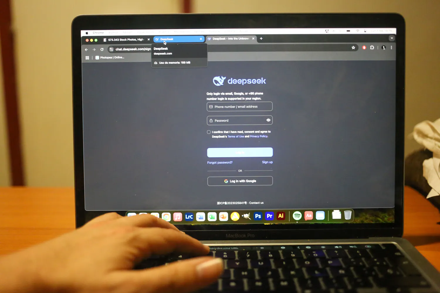 オランダの政府機関は、AI-bots deepseekとchatgptをリスクにブロックする