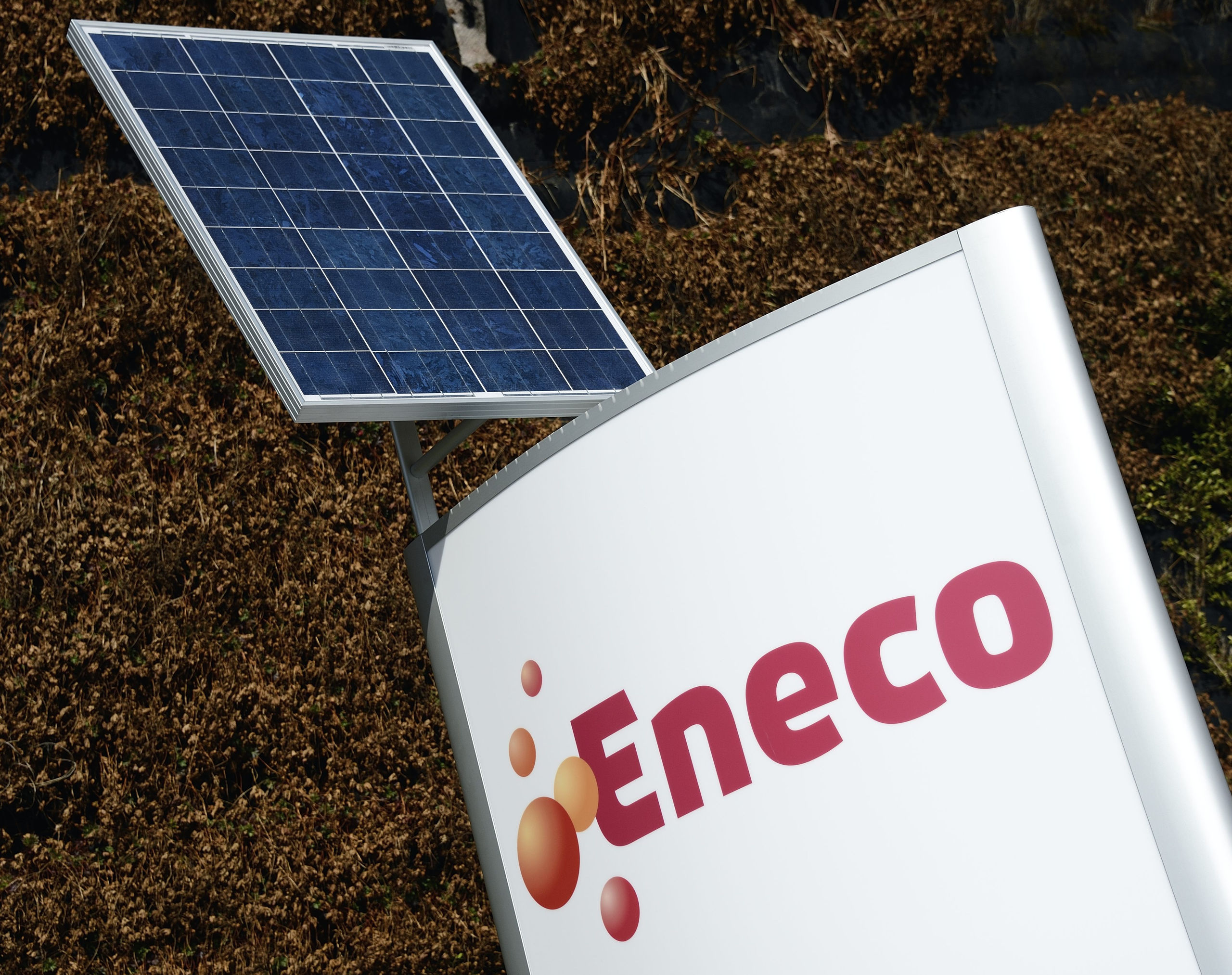 2013-03-25 15:13:42 ROTTERDAM - Het logo van energieleverancier Eneco. ANP XTRA LEX VAN LIESHOUT