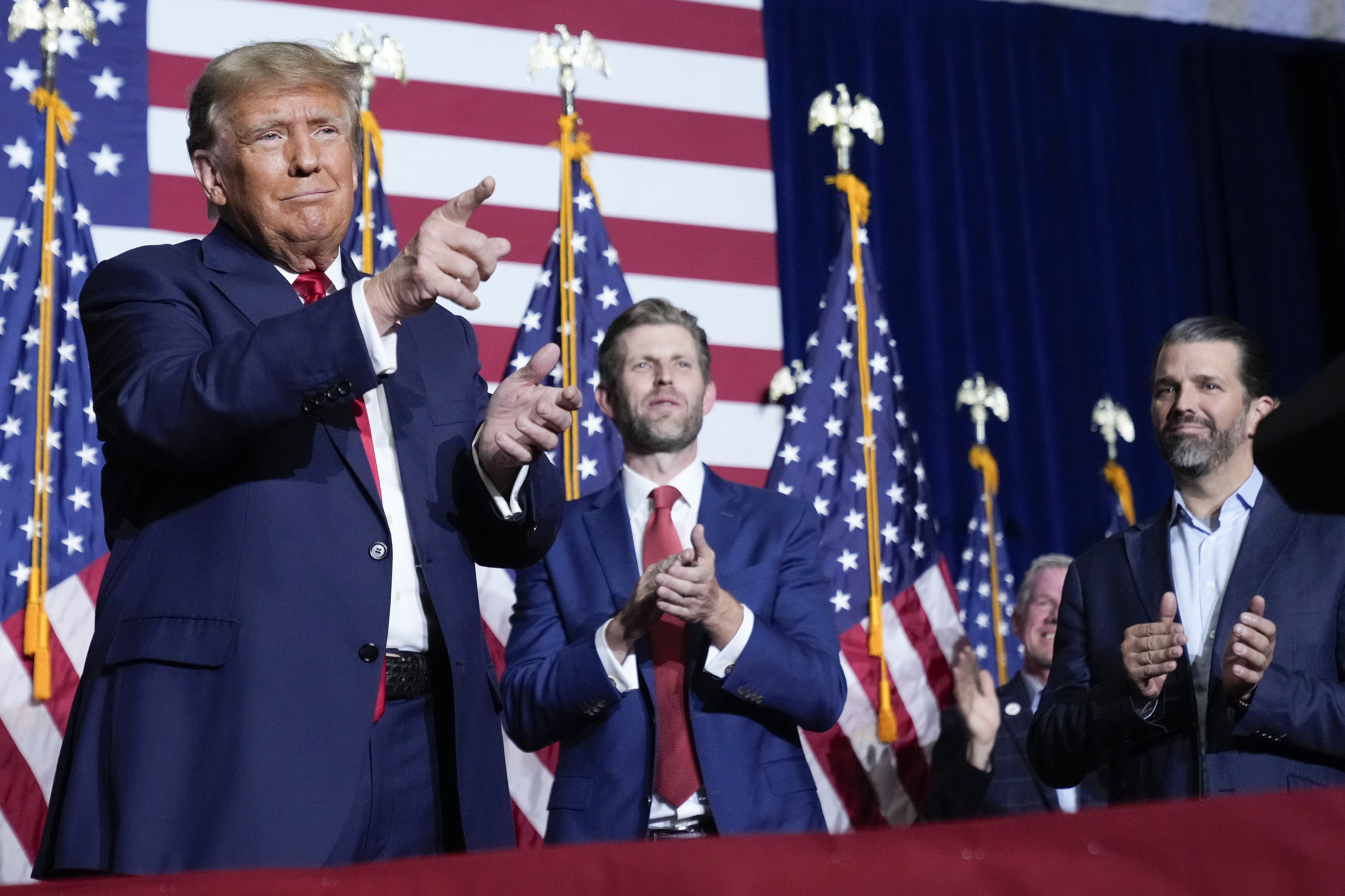 De familie Trump zorgt met crypto voor problemen in het Congres | BNR  Nieuwsradio