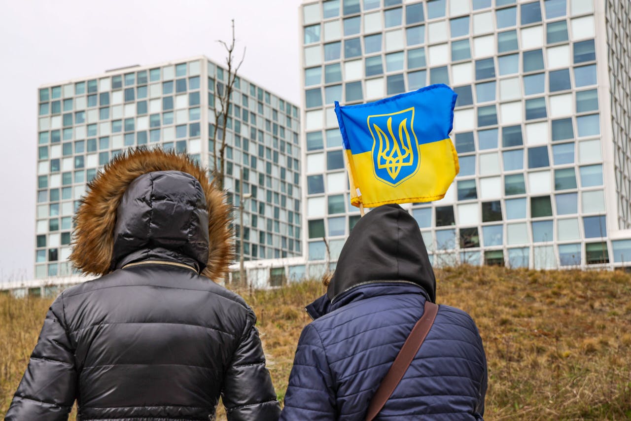 Vreedzame demonstratie bij het Internationaal Strafhof in Den Haag tegen de gewelddadige massamoorden die in Boetsja en andere voorsteden van Kiev hebben plaatsgevonden.
