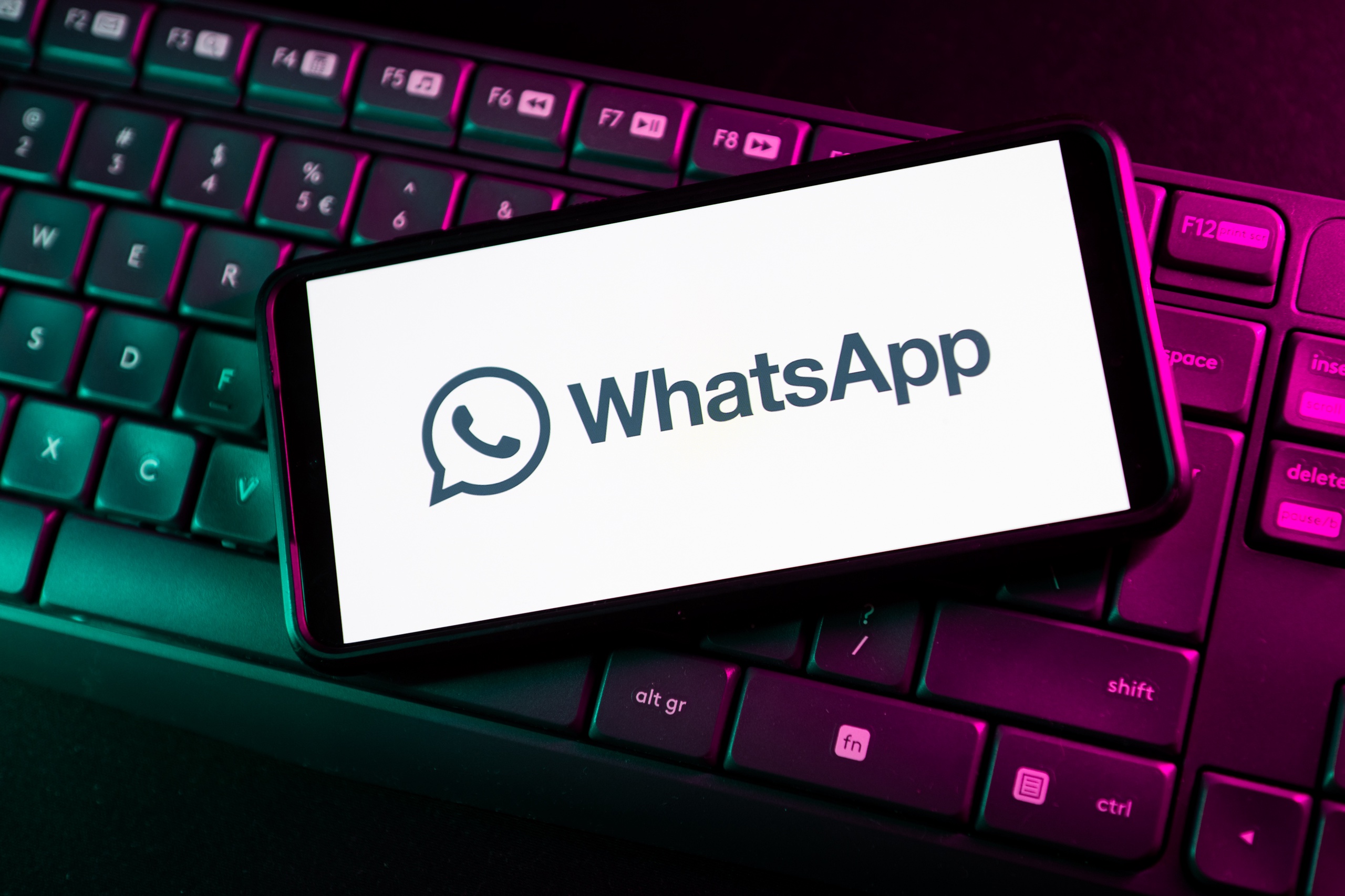 WhatsApp gaat gebruikers beter over informeren | Nieuwsradio
