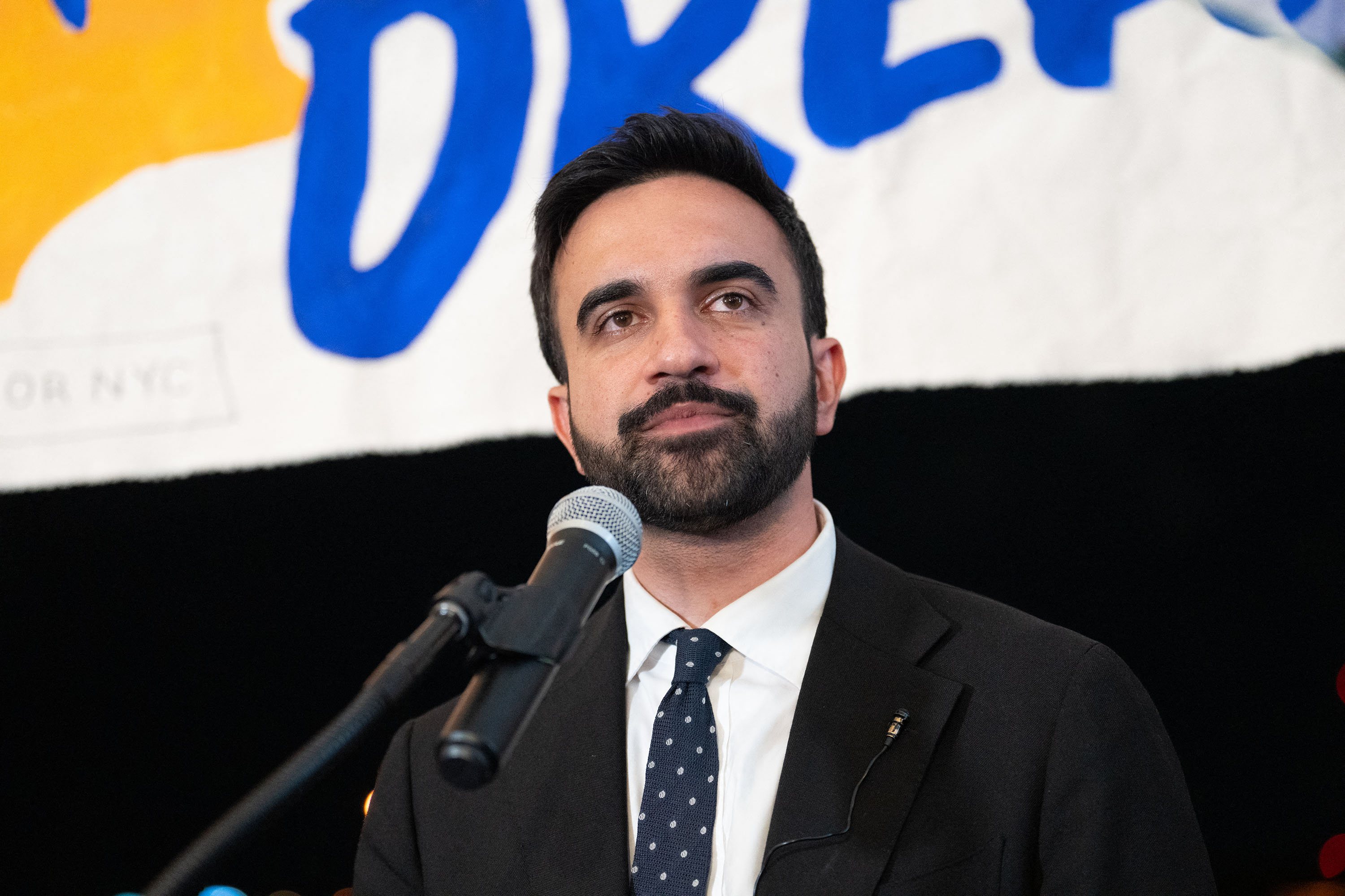 Wie is Zohran Mamdani, de verrassende kanshebber voor het burgemeesterschap  van New York? | BNR Nieuwsradio