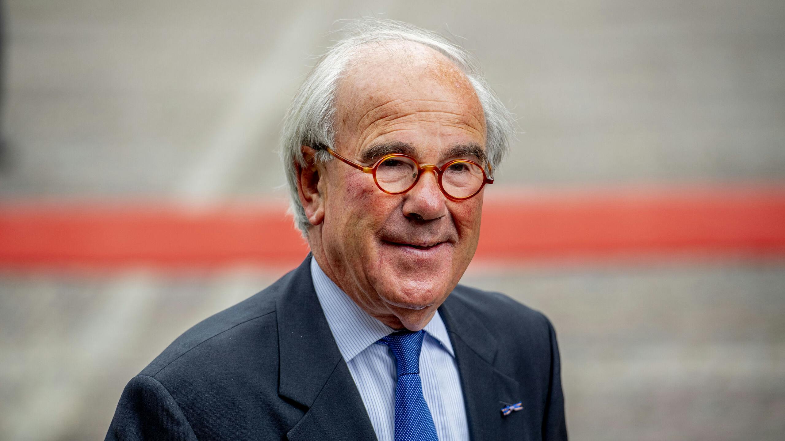 Frans Weisglas op het Binnenhof