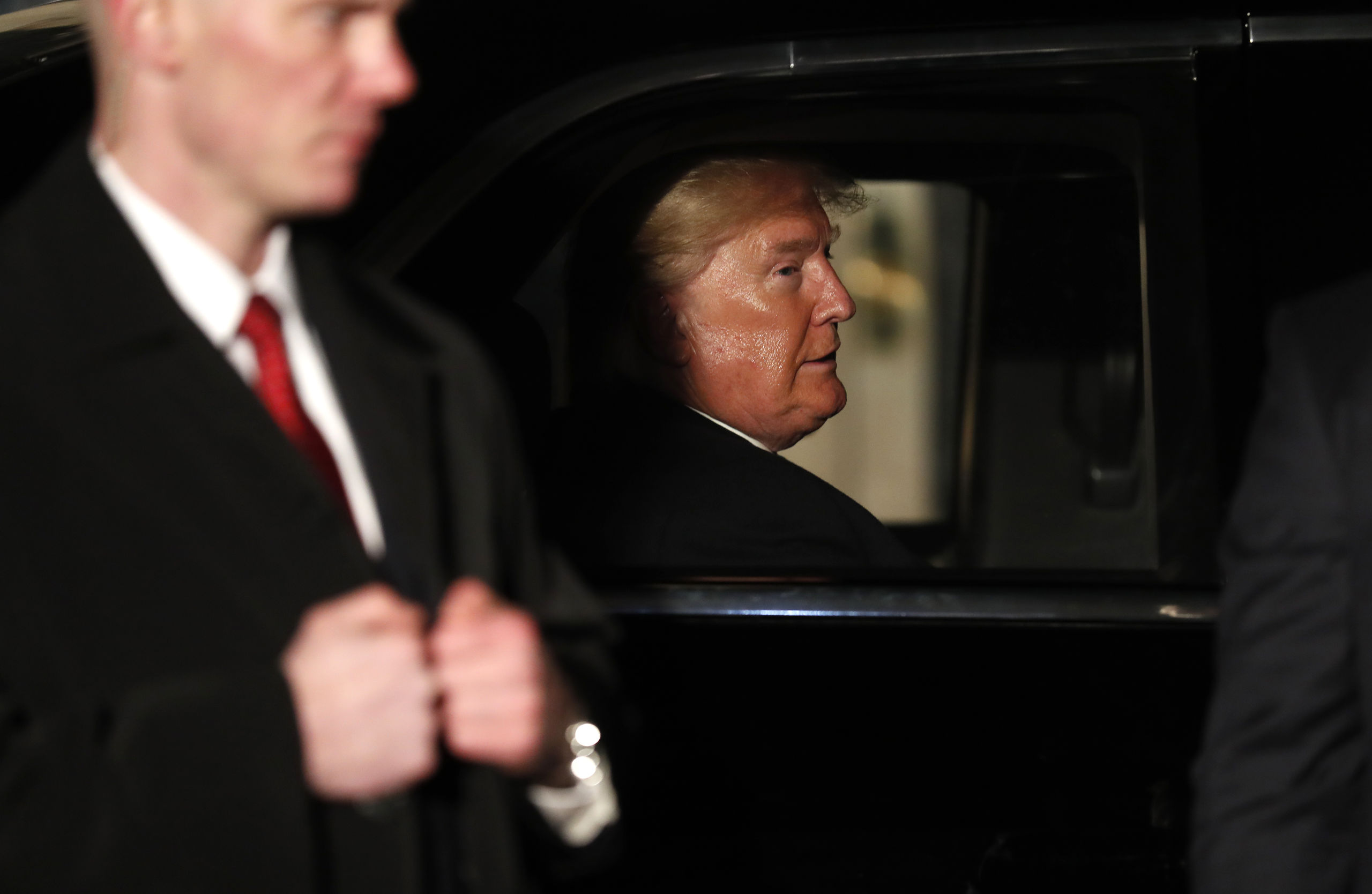 Donald Trump misbruikte zijn presidentiële macht voor eigen politiek gewin.