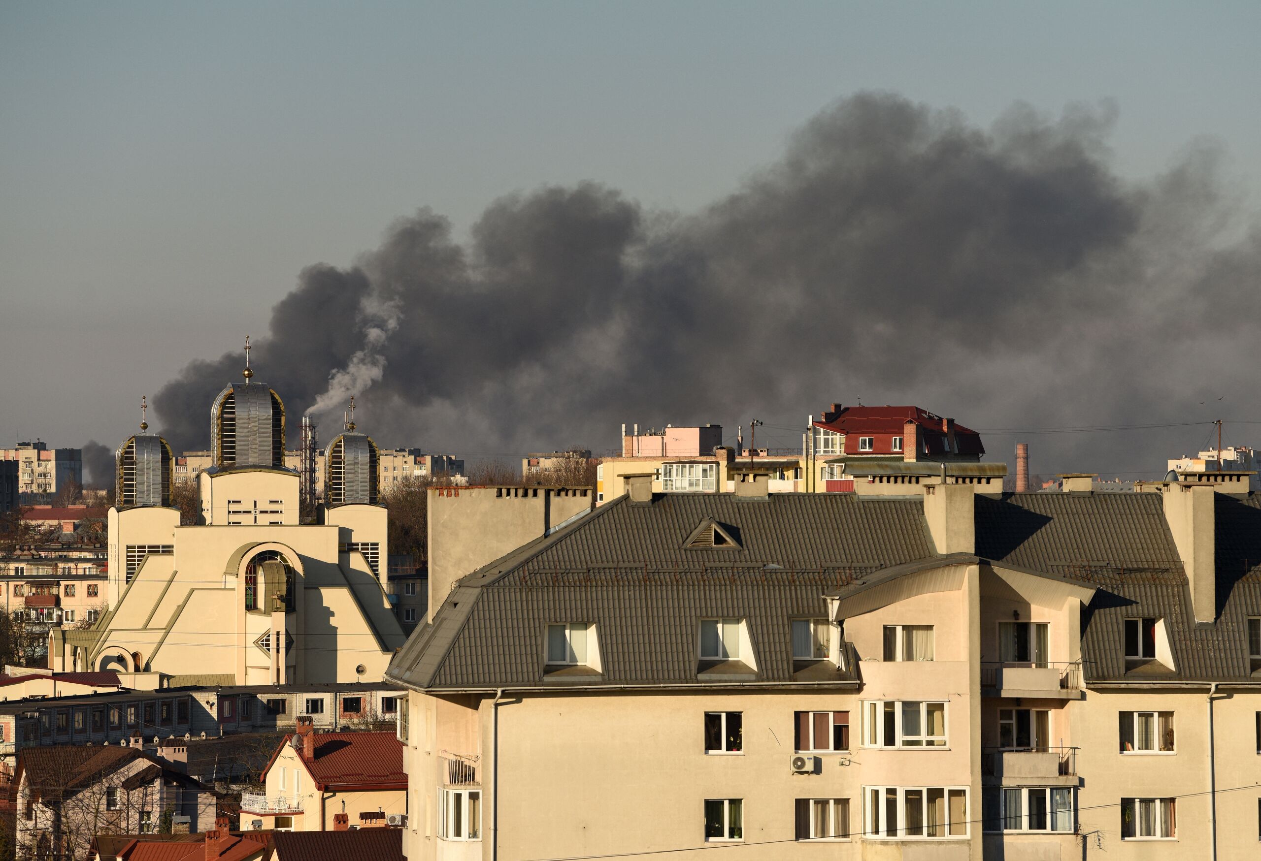 Rook na raketinslag in Lviv