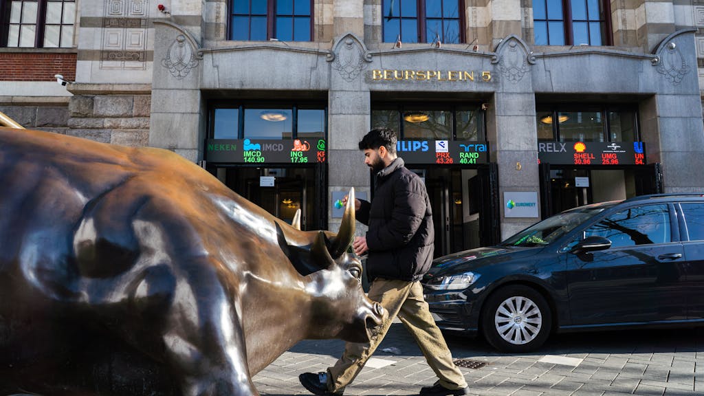 Image for the article: Beleggingsanalisten slachtoffer van nepadvertenties door haperend toezicht