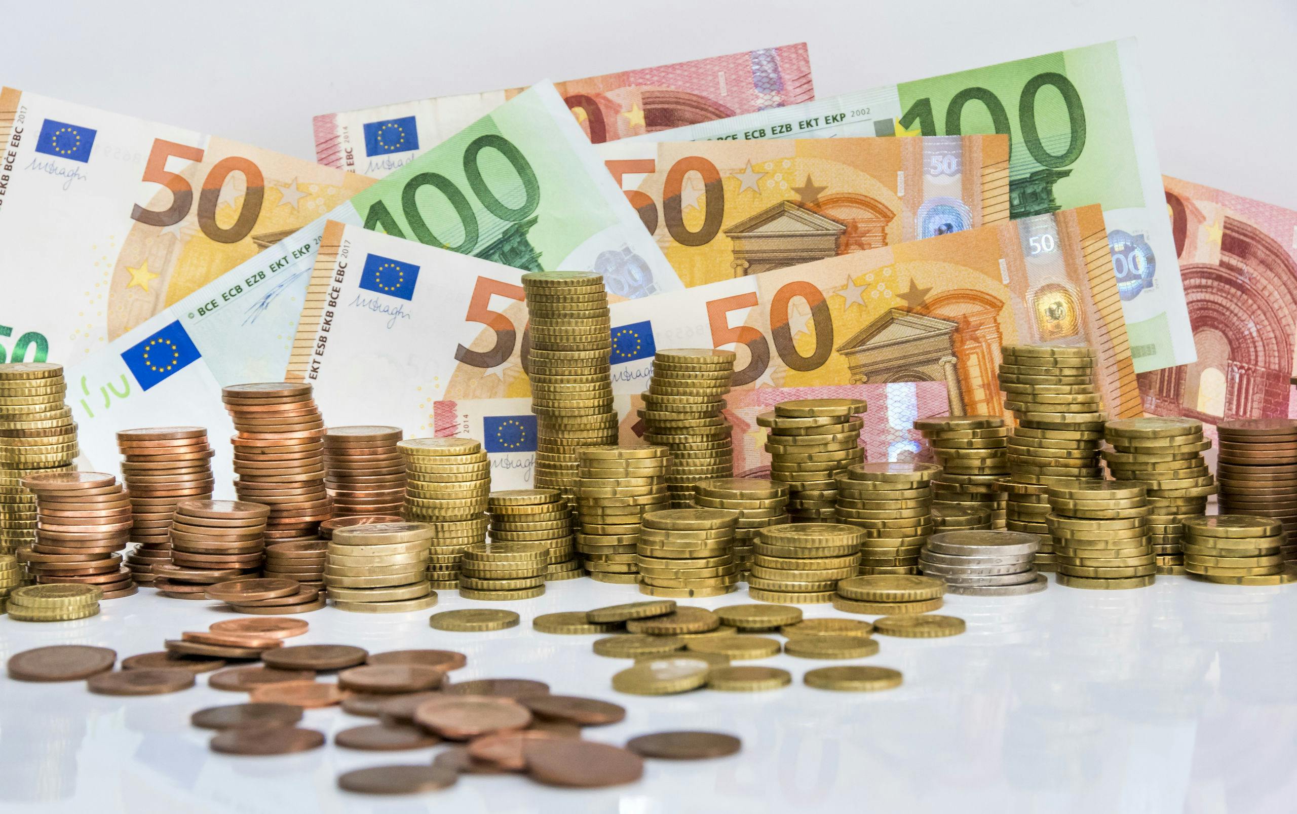 Heeft cash nog toekomst?