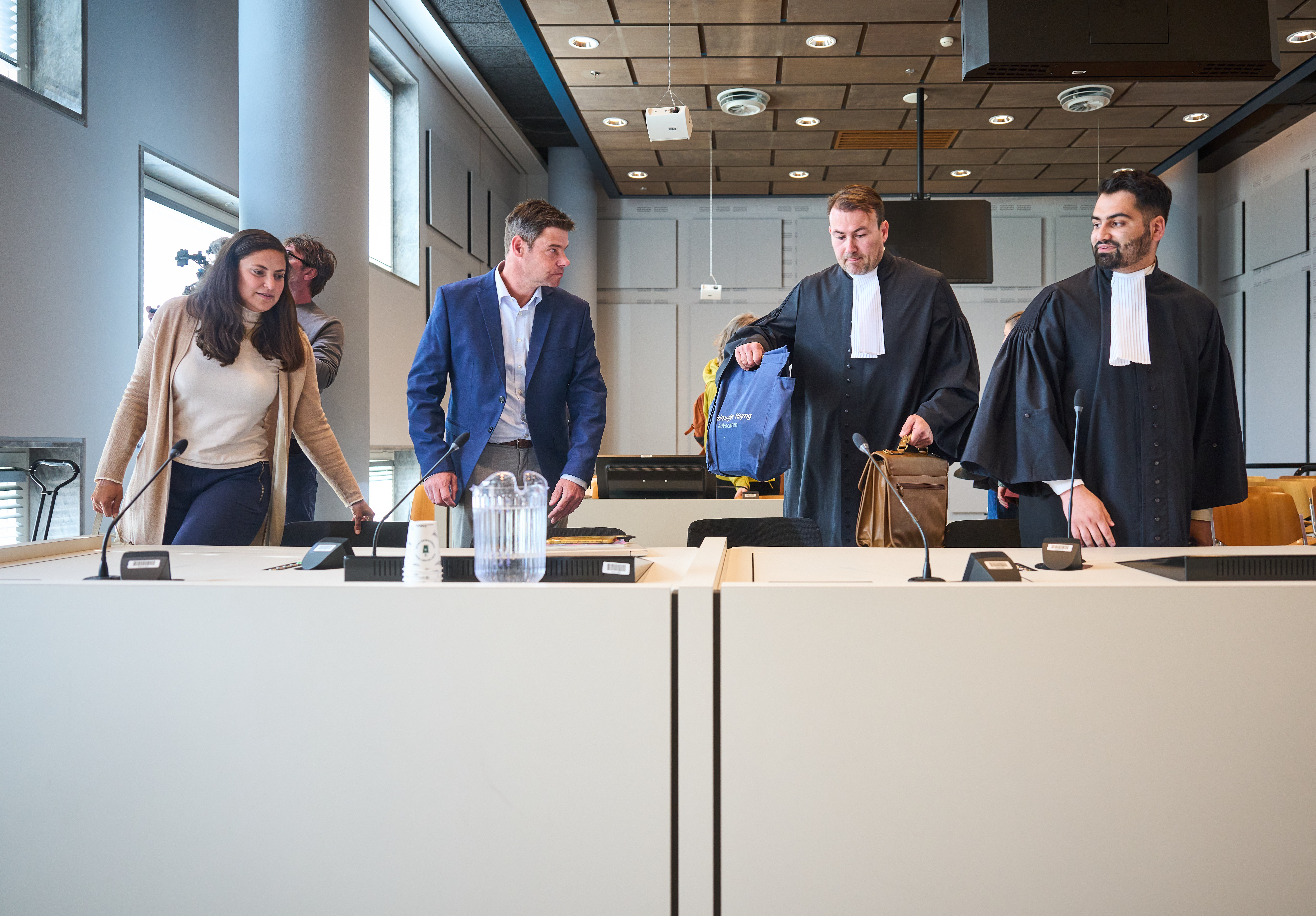 ‘Dit is voor Solvinity de enige manier om erachter te komen of het overnameverbod wettelijk was’