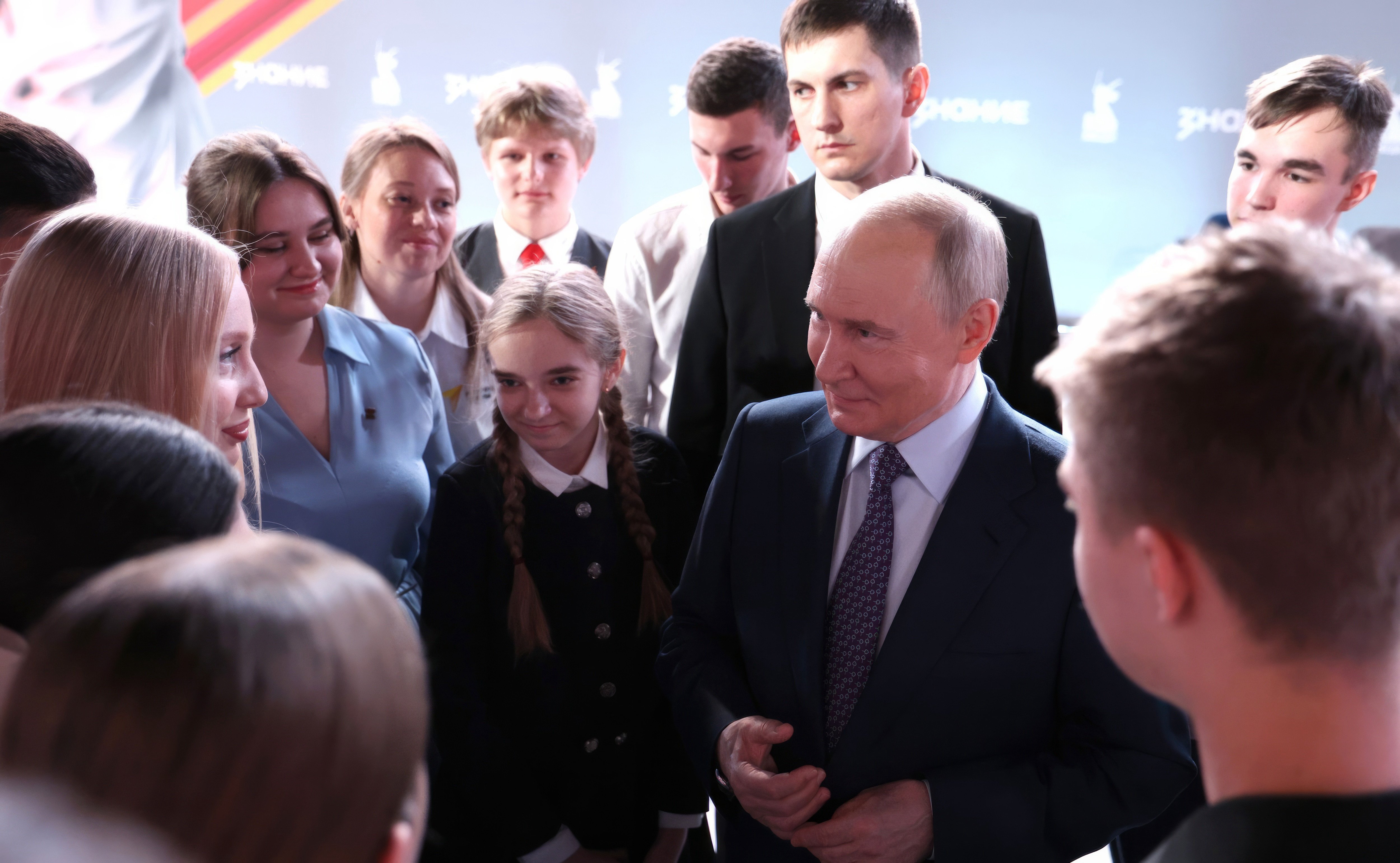 Rusland trekt militairen en hun kinderen voor op universiteiten, ondanks lage examencijfers