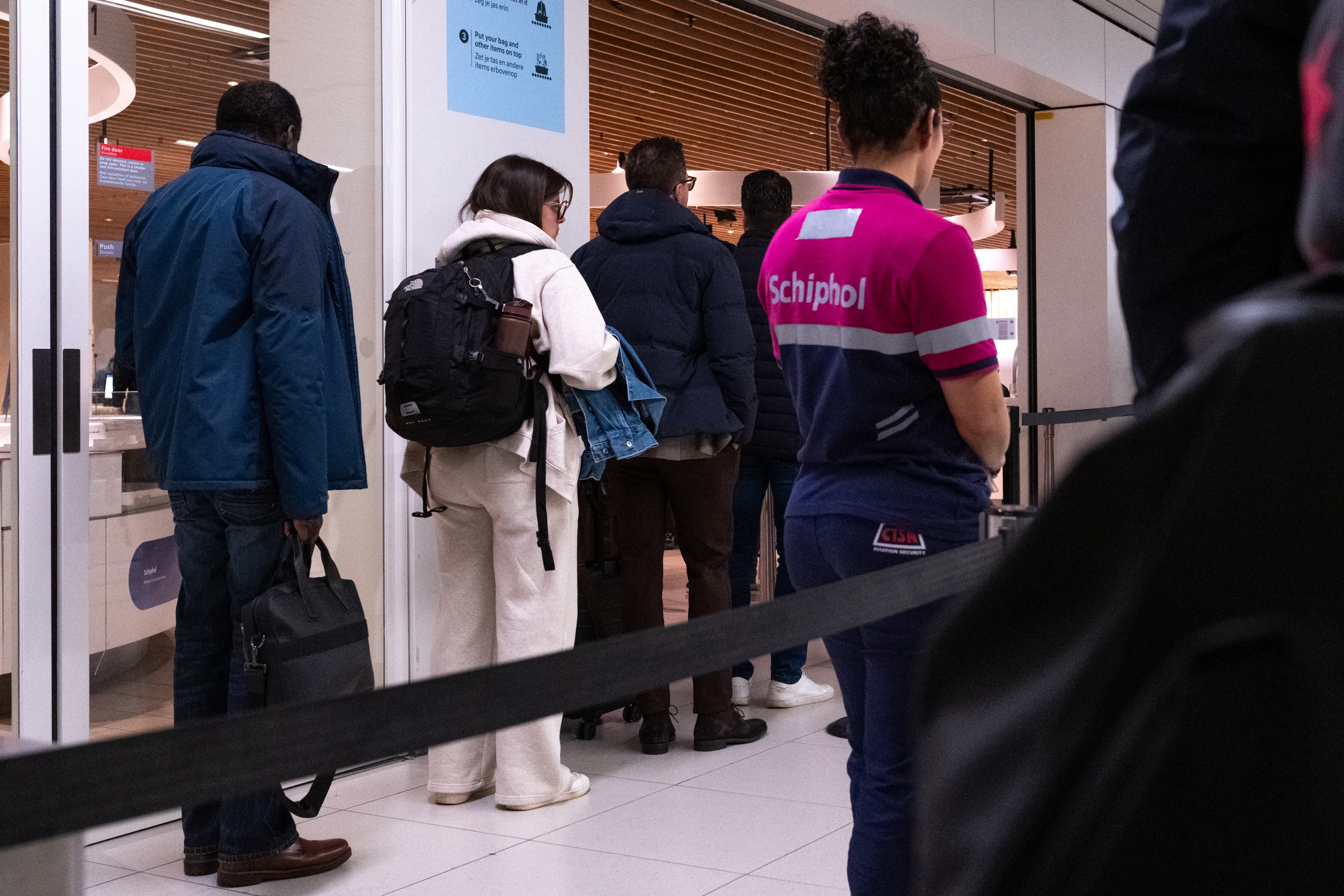 FNV: Schipholbeveiligers hebben te weinig tijd voor veiligheidschecks