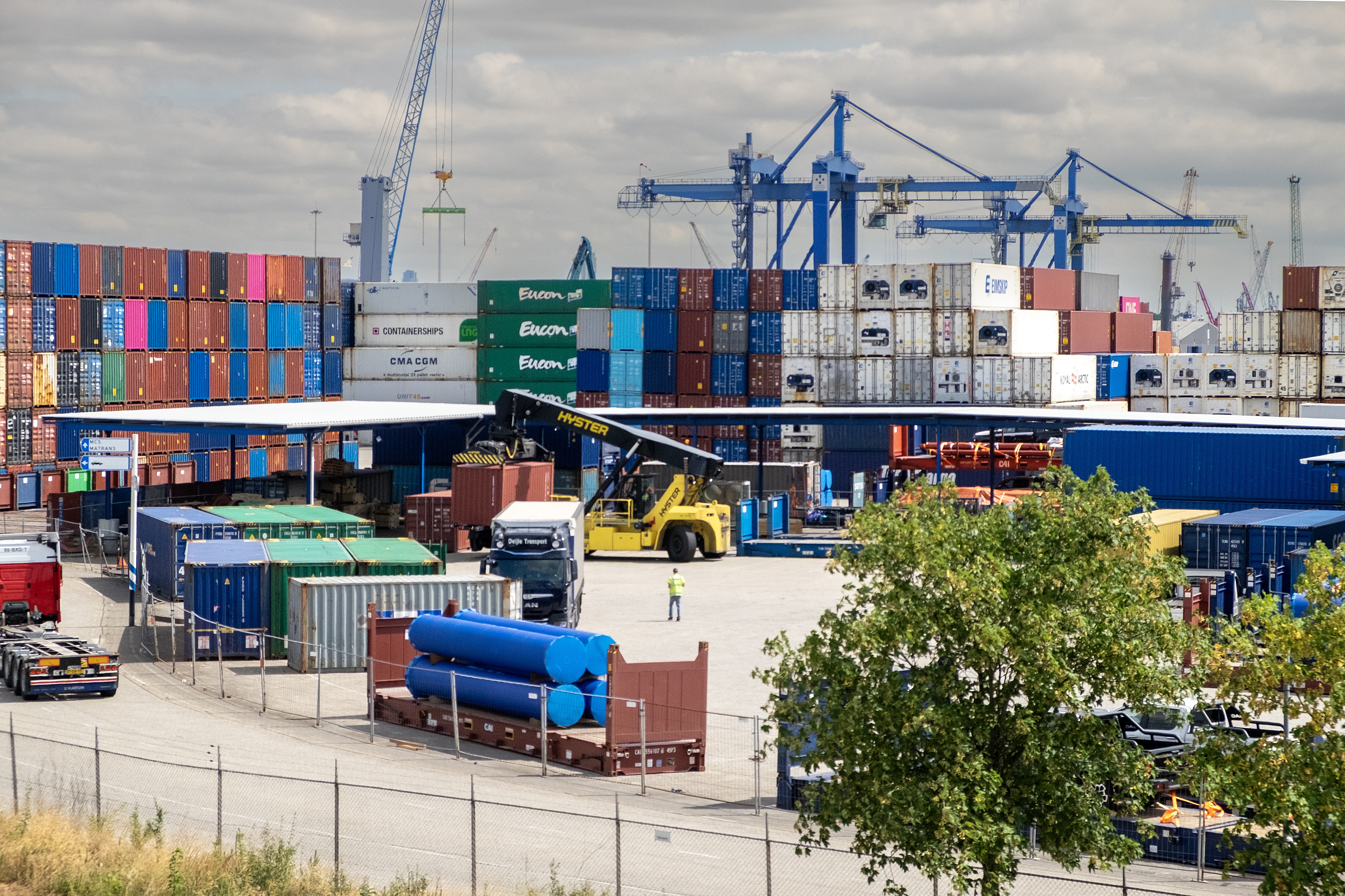 Rotterdamse haven heeft weinig last van oorlog in Midden-Oosten