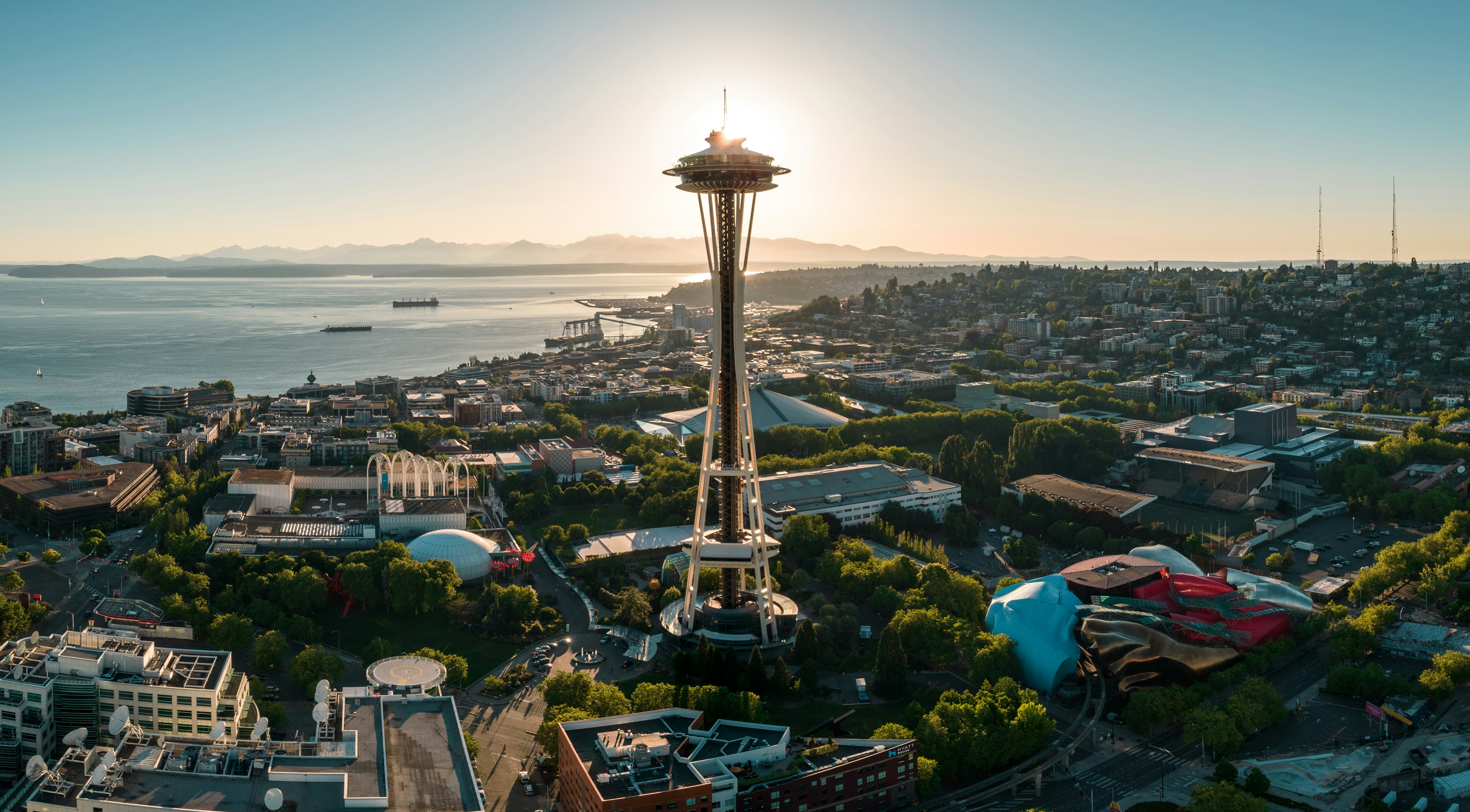 https://bnr-external-prod.imgix.net/850273-850275.jpeg?fit=crop&crop=faces&auto=format,compress&q=45&w=1024&h=576&fm=jpg&cs=tinysrgb