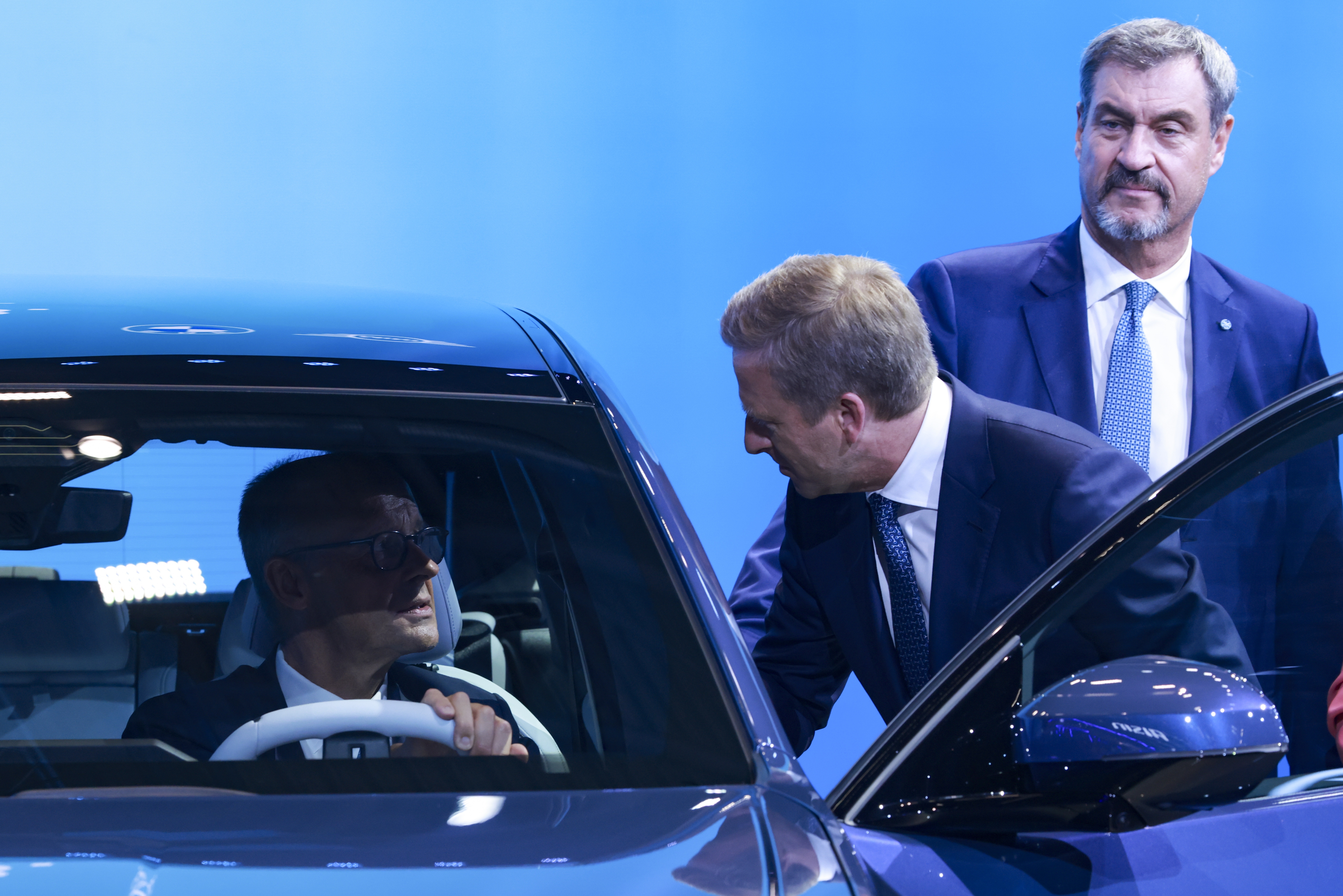‘BMW schrapt 8.000 banen, vooral op kantoor’