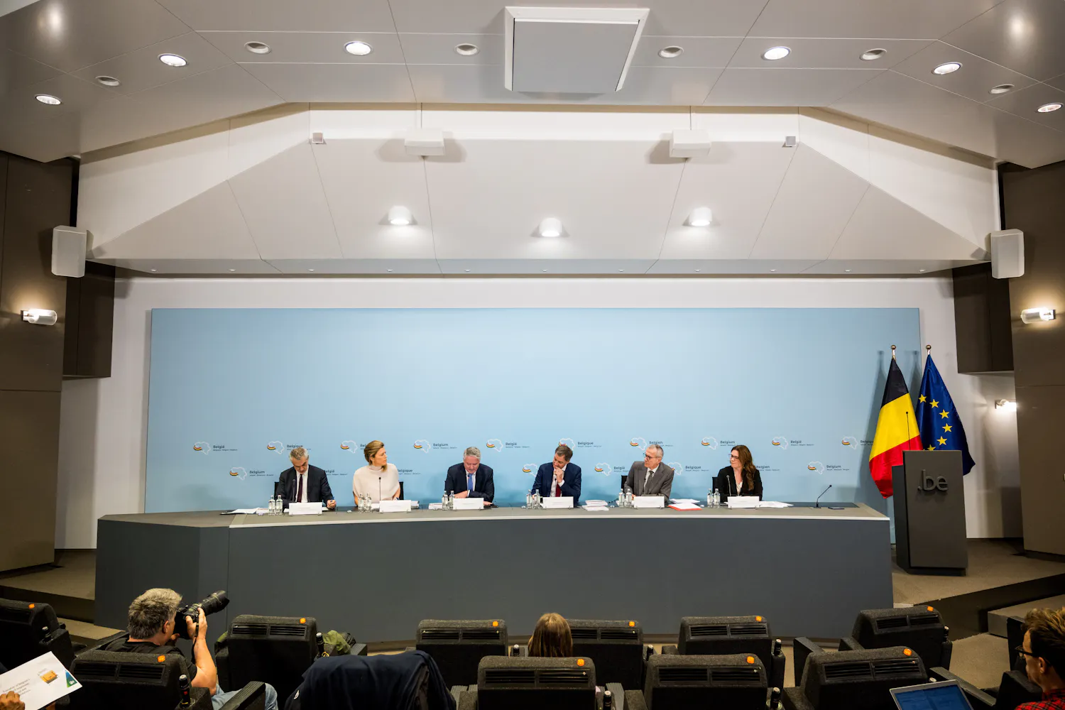 Rising government bond rates force tough financial choices worldwide