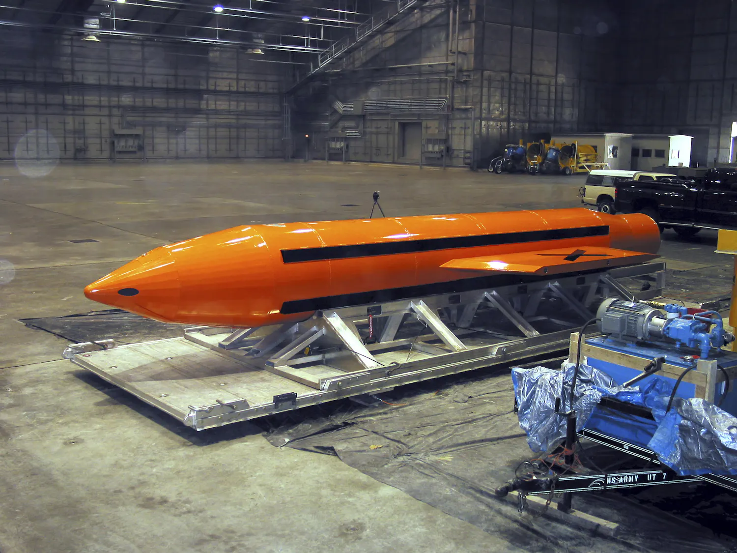 US plans for possible use of largest non-nuclear bomb against Iran