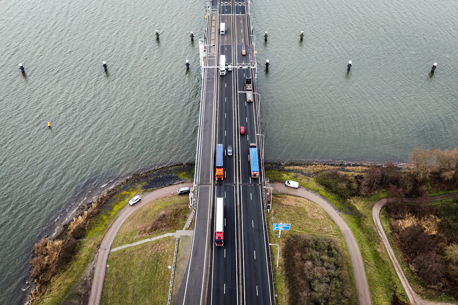 Dutch cabinet shelves 29 new infrastructure projects for maintenance