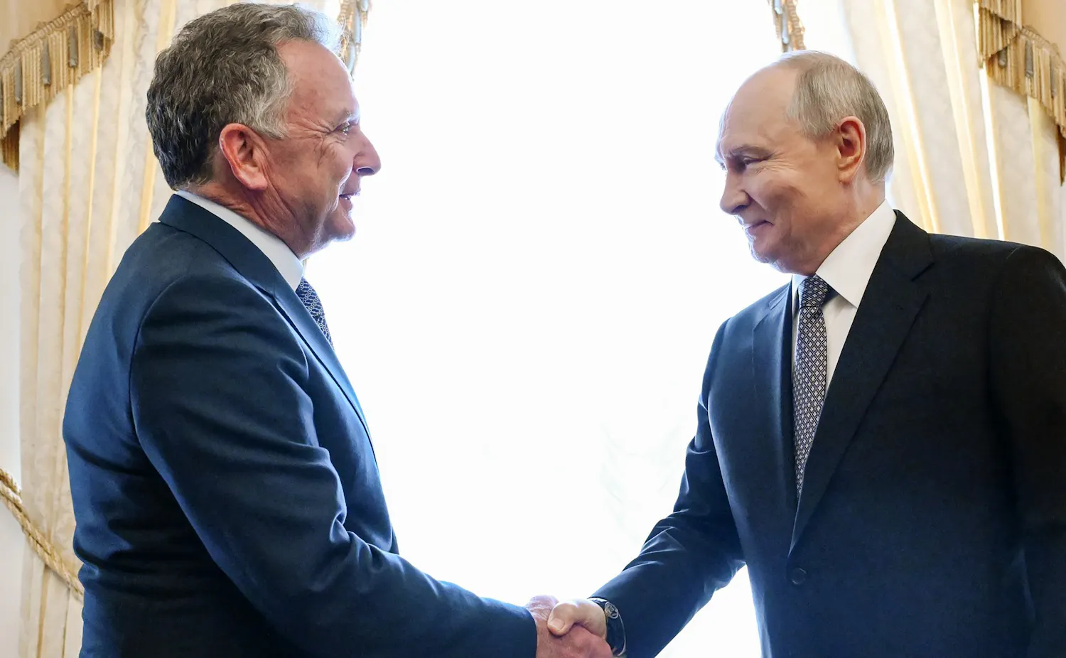 Putin-Trump meeting at APEC summit not arranged but remains possible