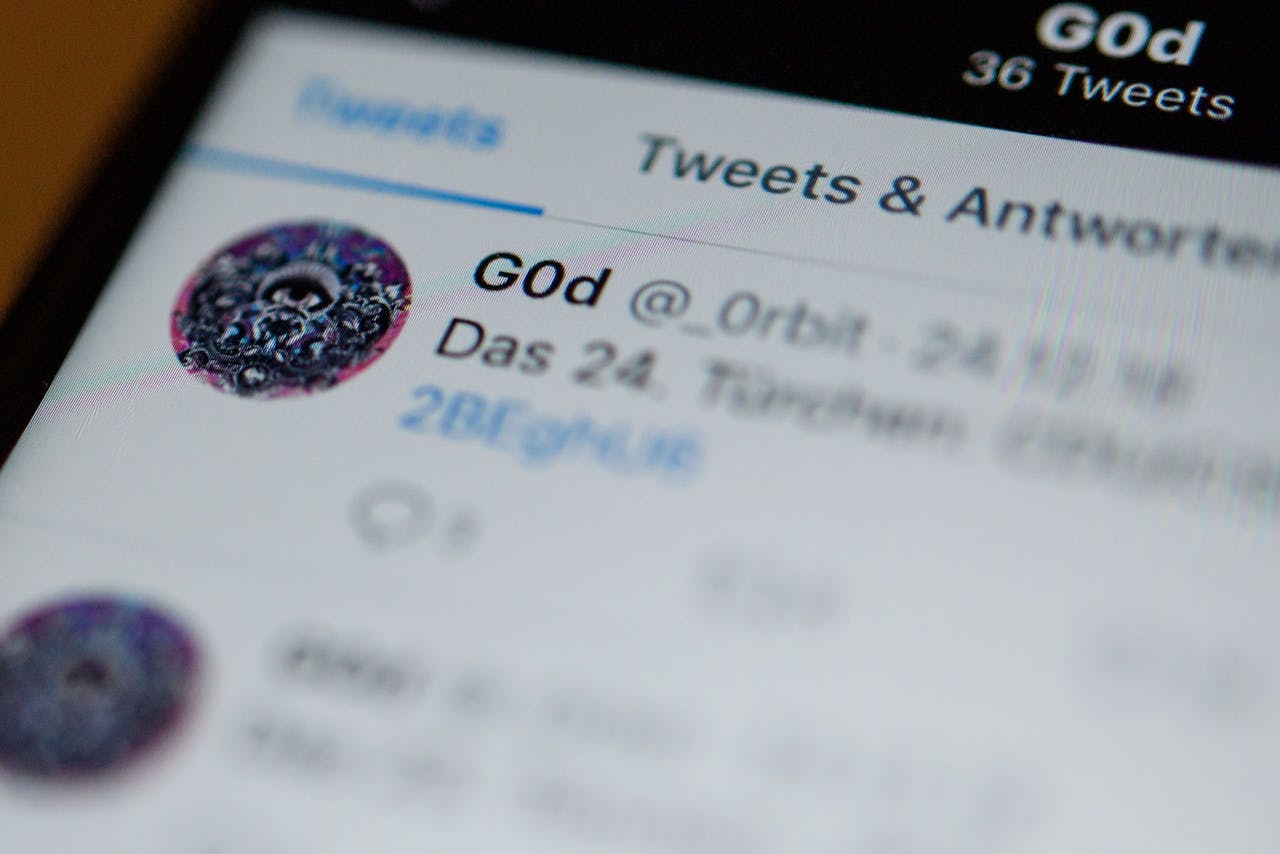 Twitter-account 'G0d' waarmee de informatie zou zijn verspreid