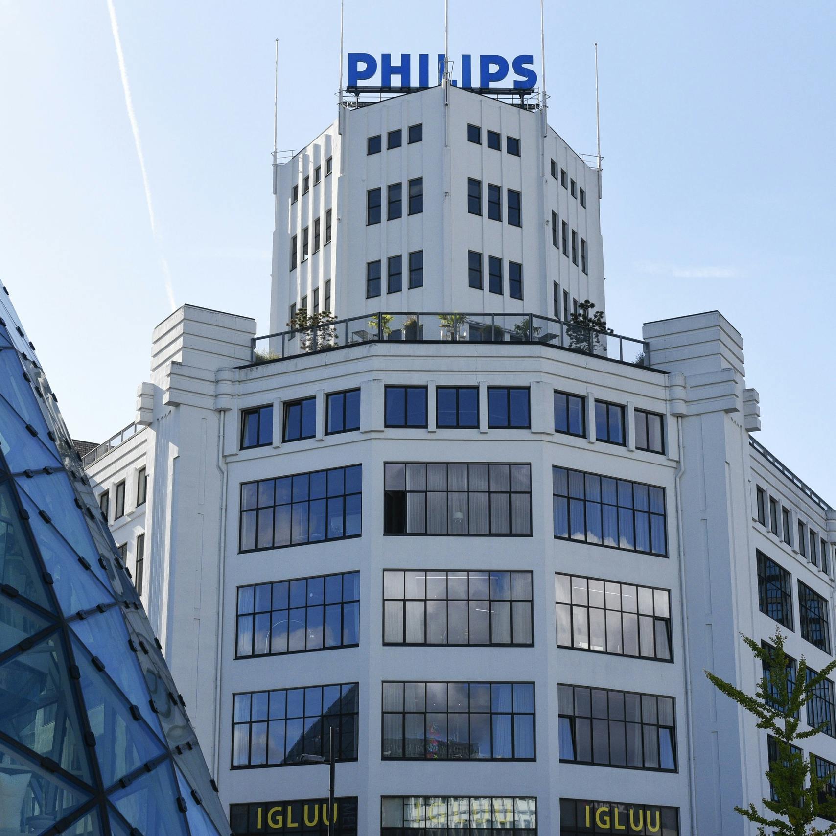 Philips aan vooravond nieuwe reorganisatie, vakbonden weten van niks