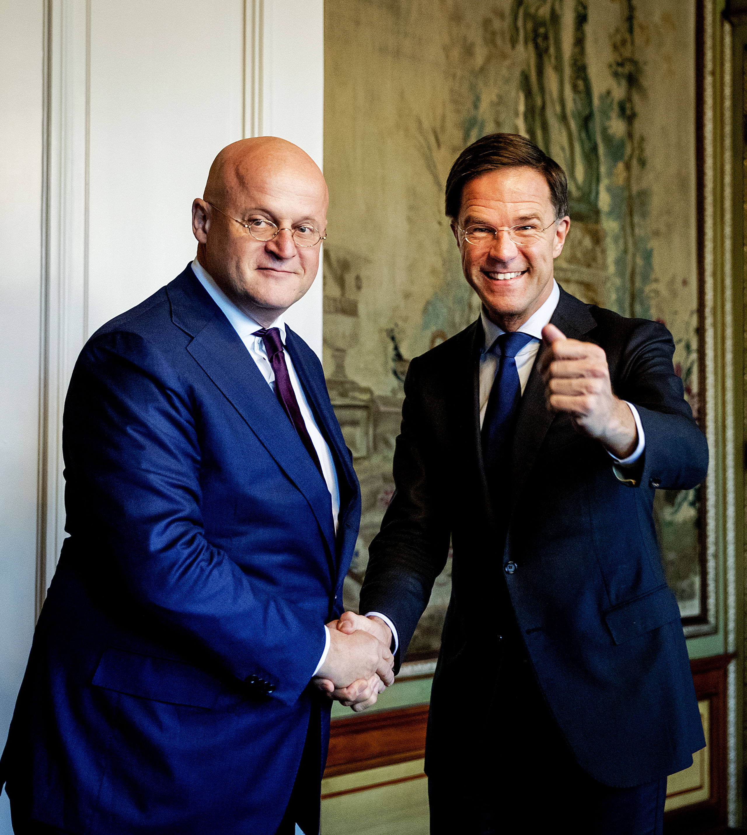 Ferdinand Grapperhaus (CDA) in de Stadhouderskamer voor een gesprek met formateur Mark Rutte.