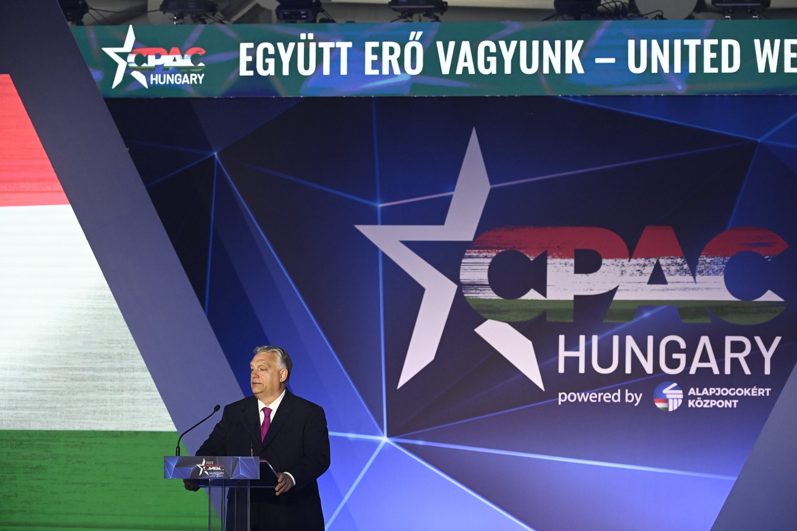 Pada hari Kamis, nama-nama terkenal seperti Viktor Urban dan JA21 MEP Rob Roos memulai Konferensi CPAC Amerika Konservatif.