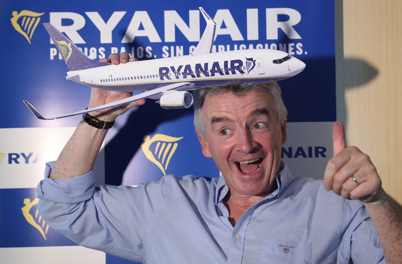 2017-08-24 00:00:00 epa06159471 Irish low cost airline Ryanair's CEO, Michael O'Leary, as he addresses a press conference in Madrid, Spain, 24 August 2017. O'Leary announced that the company was not affected by terrorist attacks committed in Barcelona and Cambrils several days ago as the prices were 'automatically' reduced. He added that the fares lowered between five - seven percent in its fights to Barcelona after terrorist attacks, causing 15 deaths and more than one hundred other injured. EPA/Chema Moya
