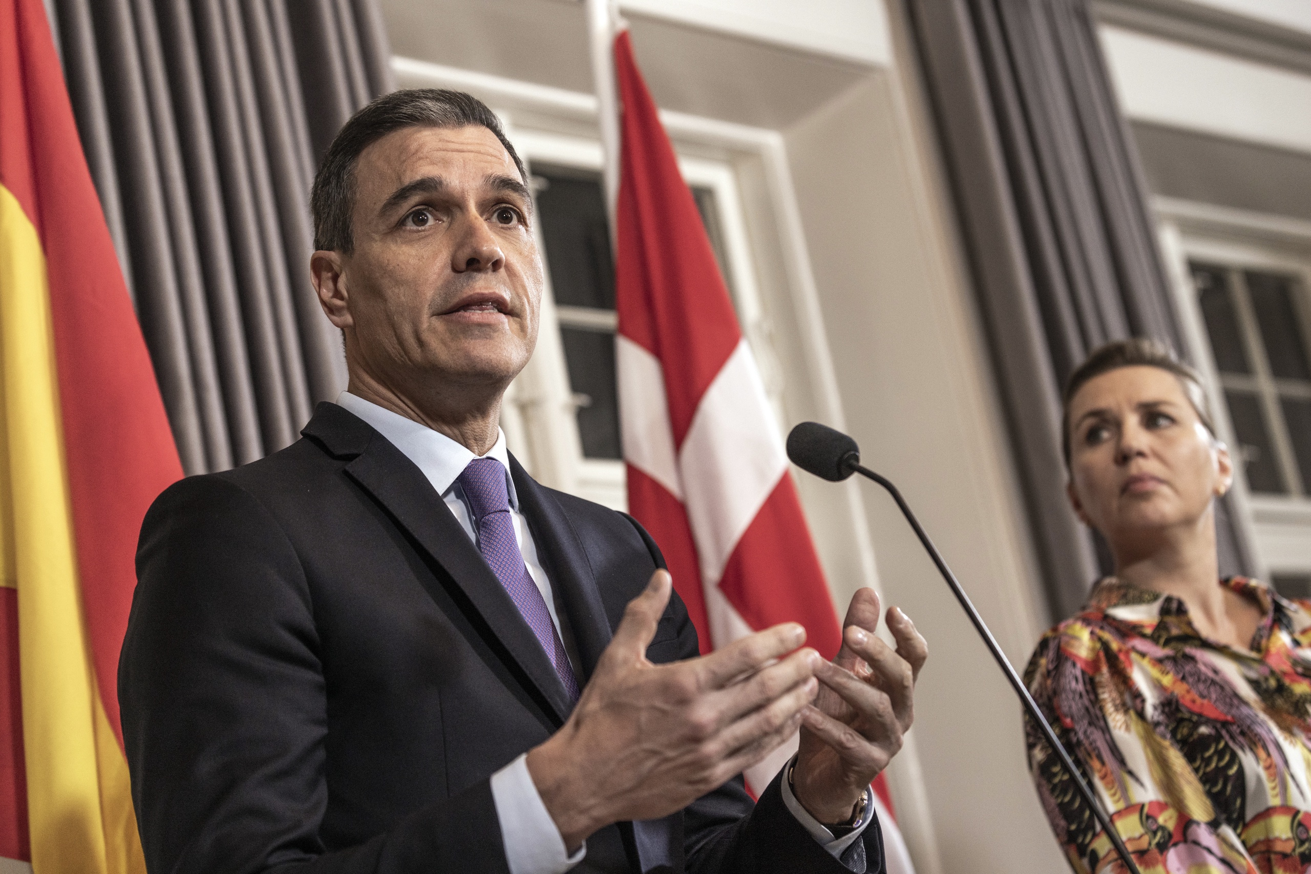 Spanish Prime Minister Sánchez at a press conference in Copenhagen. 