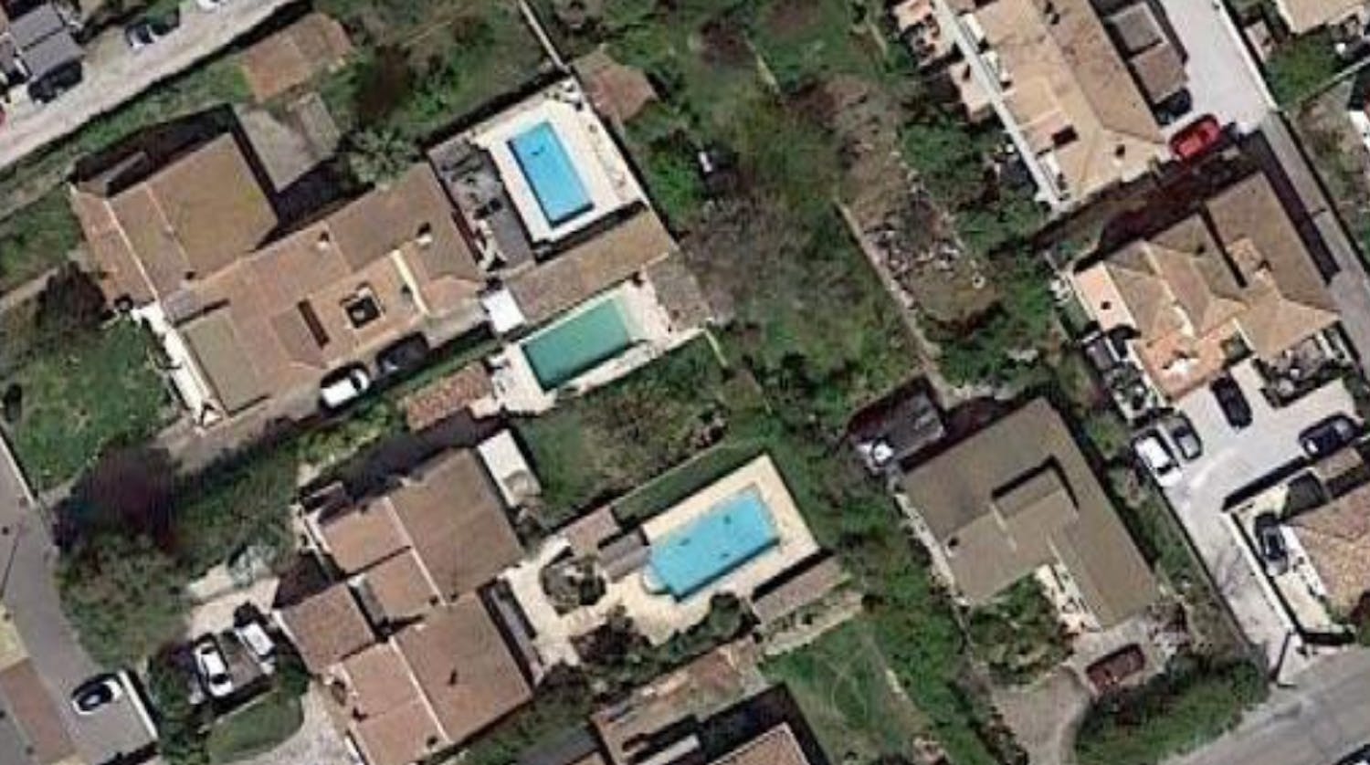 Le fisc français chasse les propriétaires de piscines