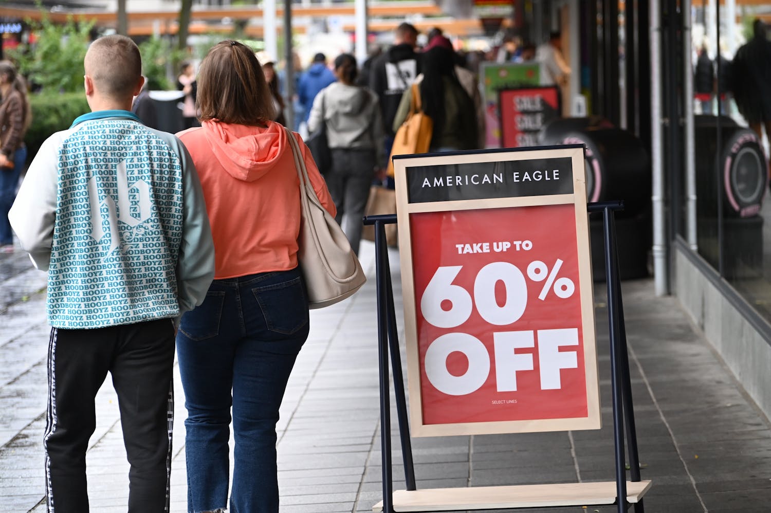 The Impact of Easier Cross-Border Purchases on Dutch Retail: Will the Era of Special Offers End?