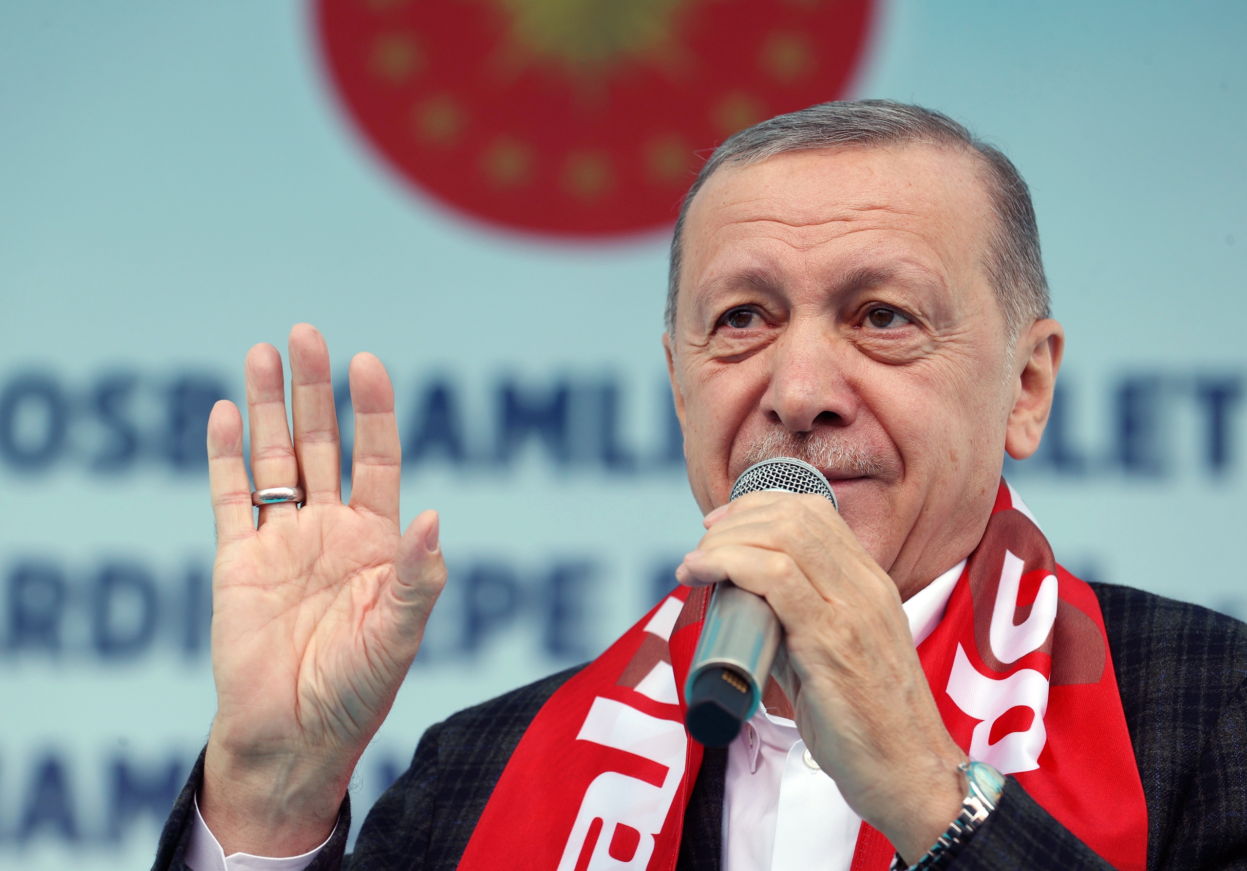 Volgens de Turkse president Recep Tayyip Erdoğan horen de Griekse eilanden Rhodos, Kos en Lesbos niet bij Griekenland, maar bij Turkije. 
